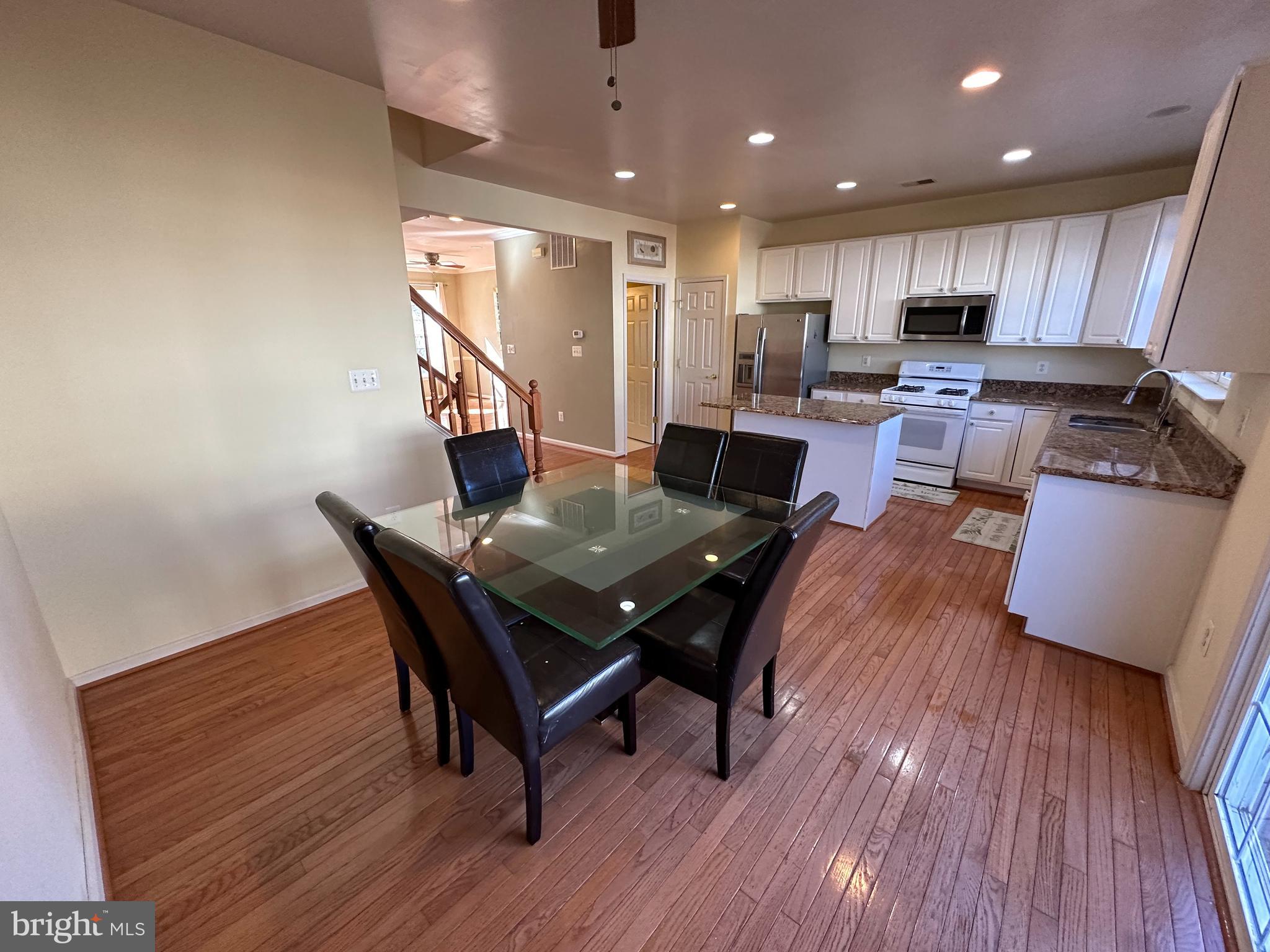 43690 Phelps Ter