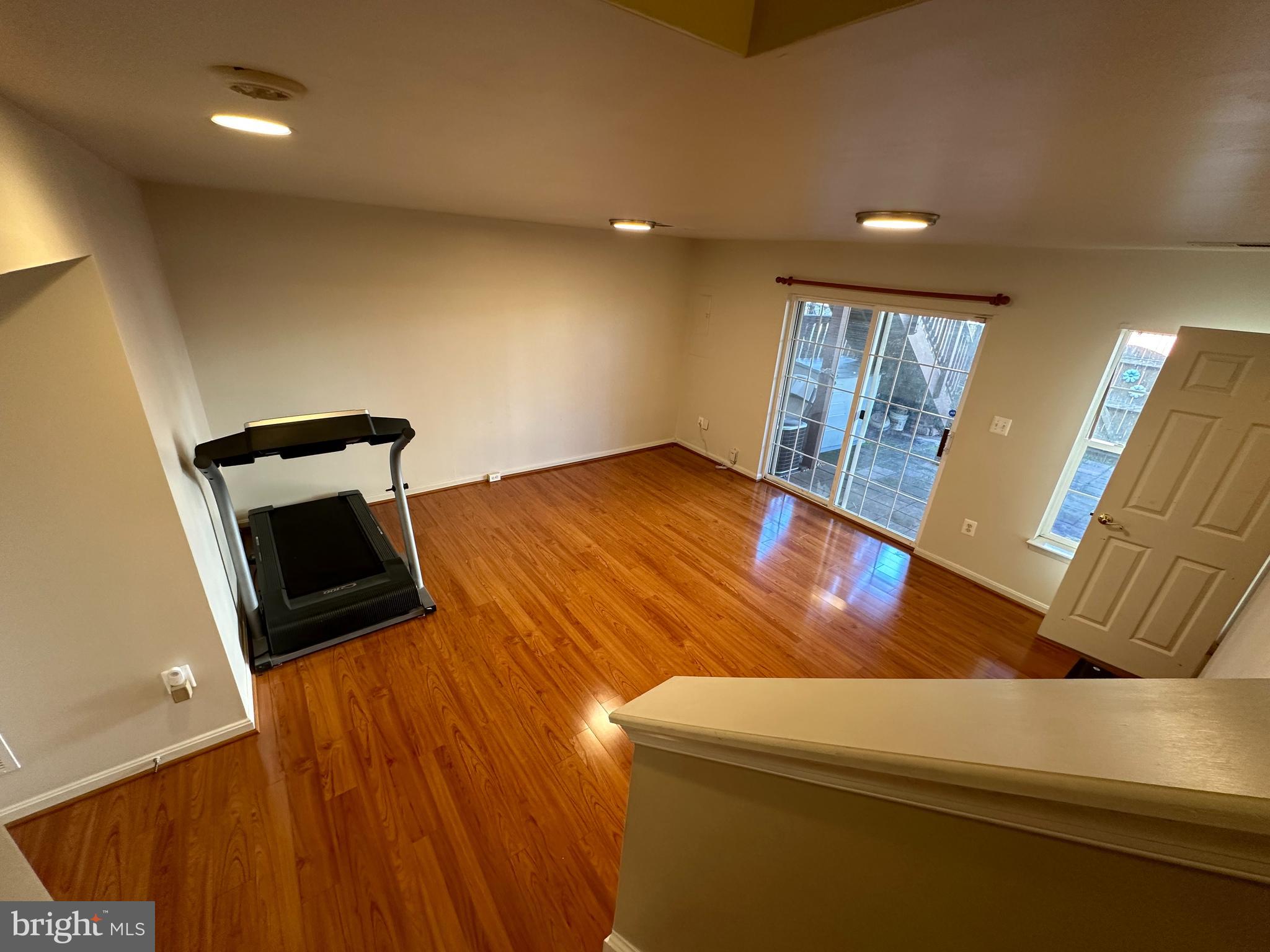43690 Phelps Ter