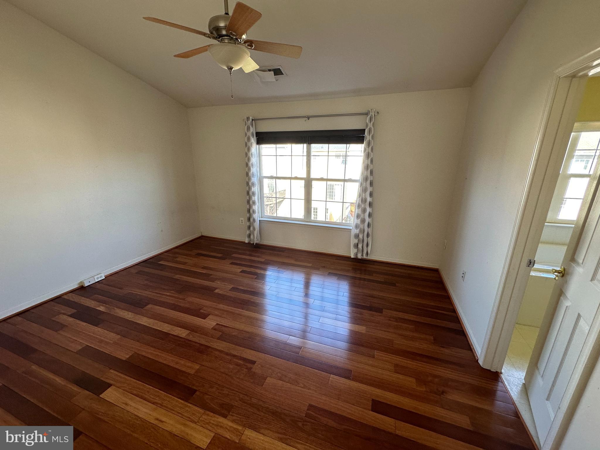 43690 Phelps Ter