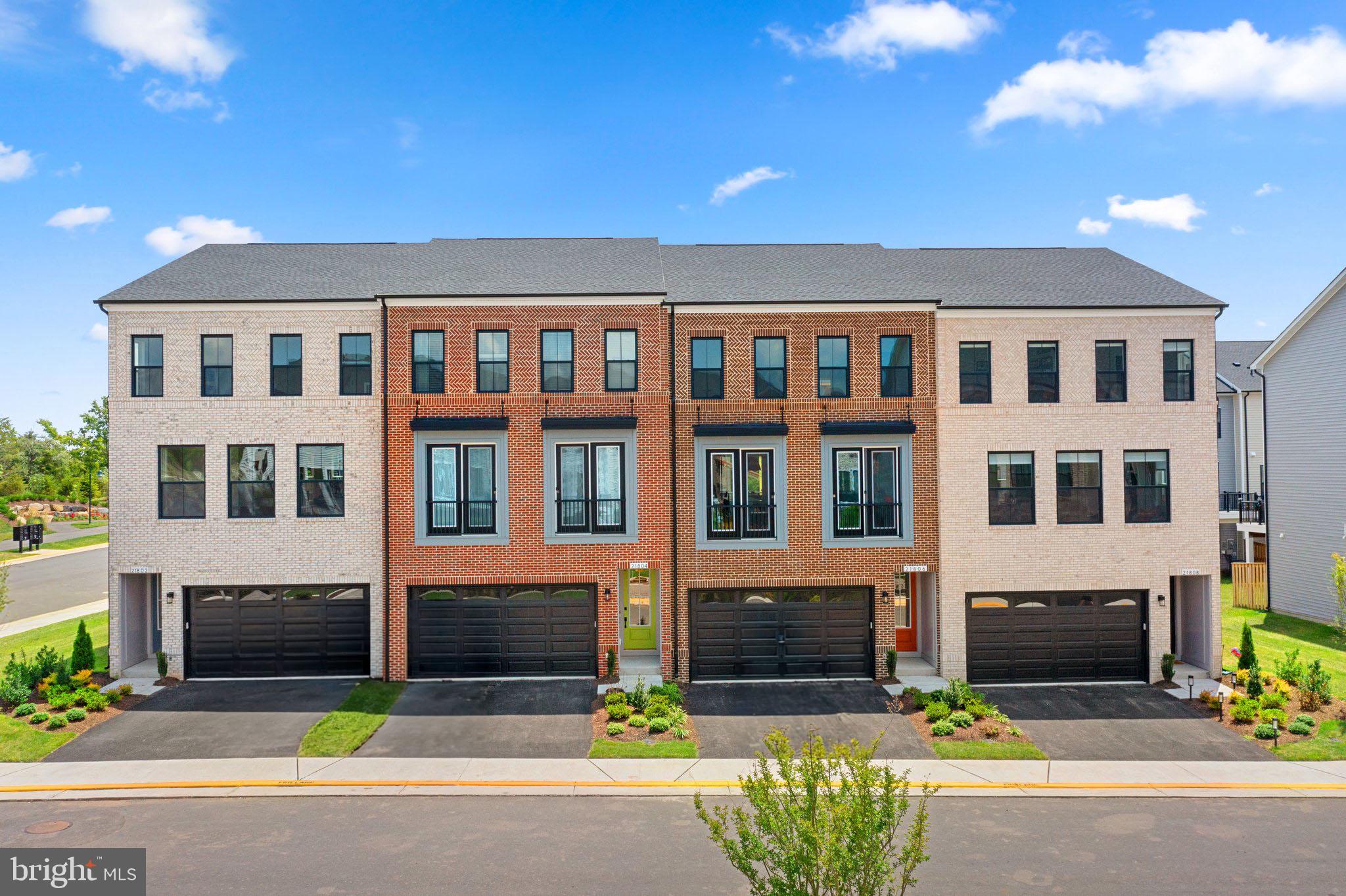 21743 Dollis Hill Ter