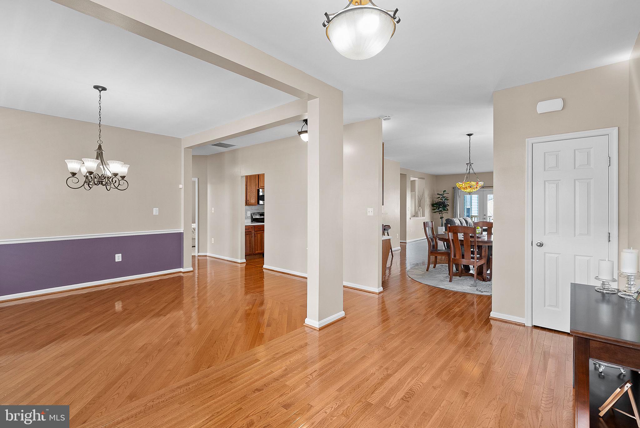 36038 Welland Dr