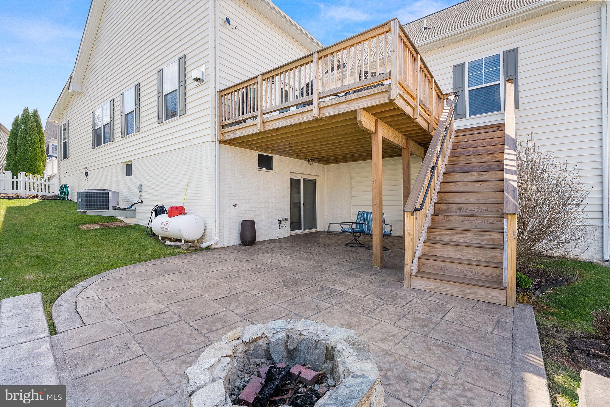36038 Welland Dr