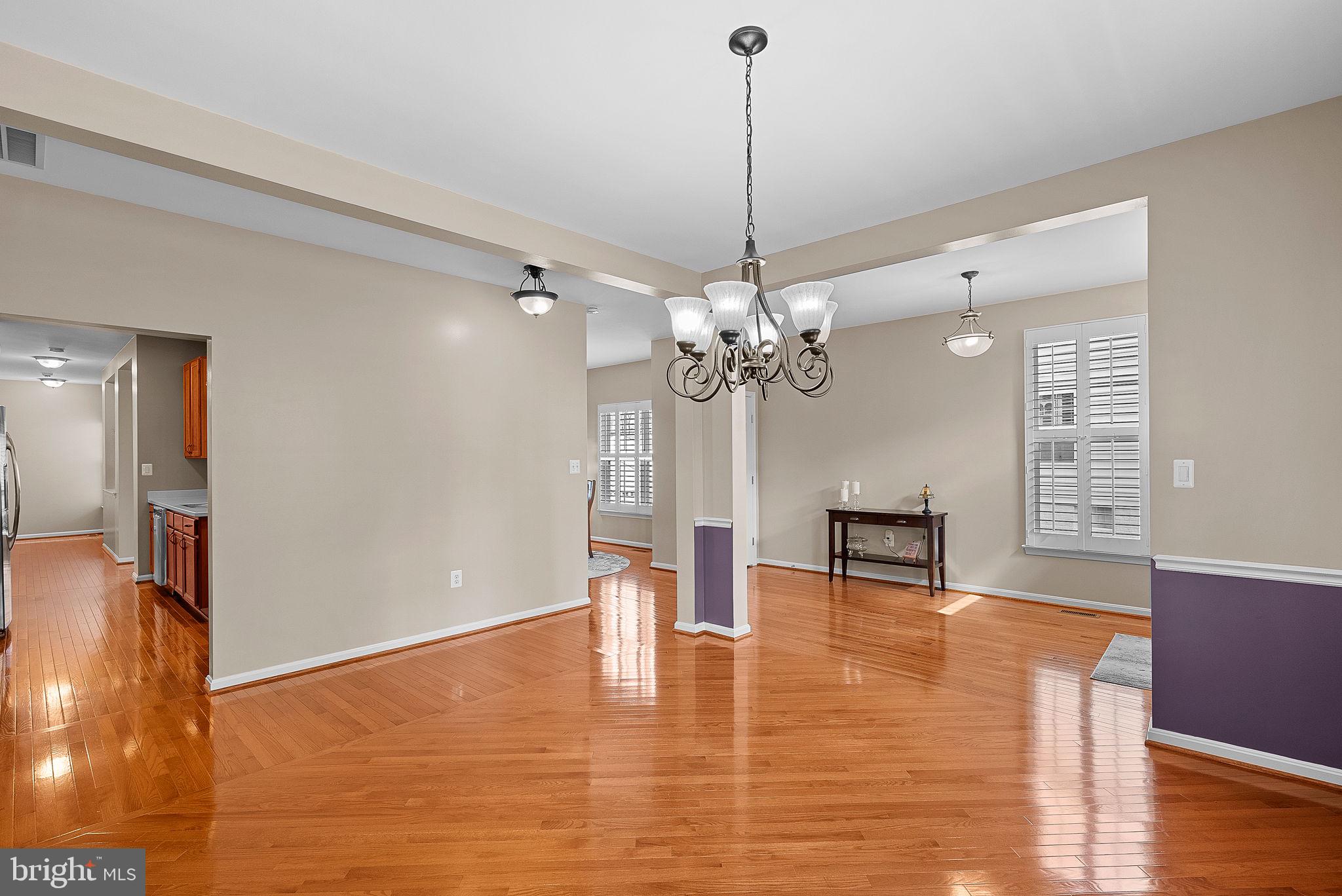 36038 Welland Dr