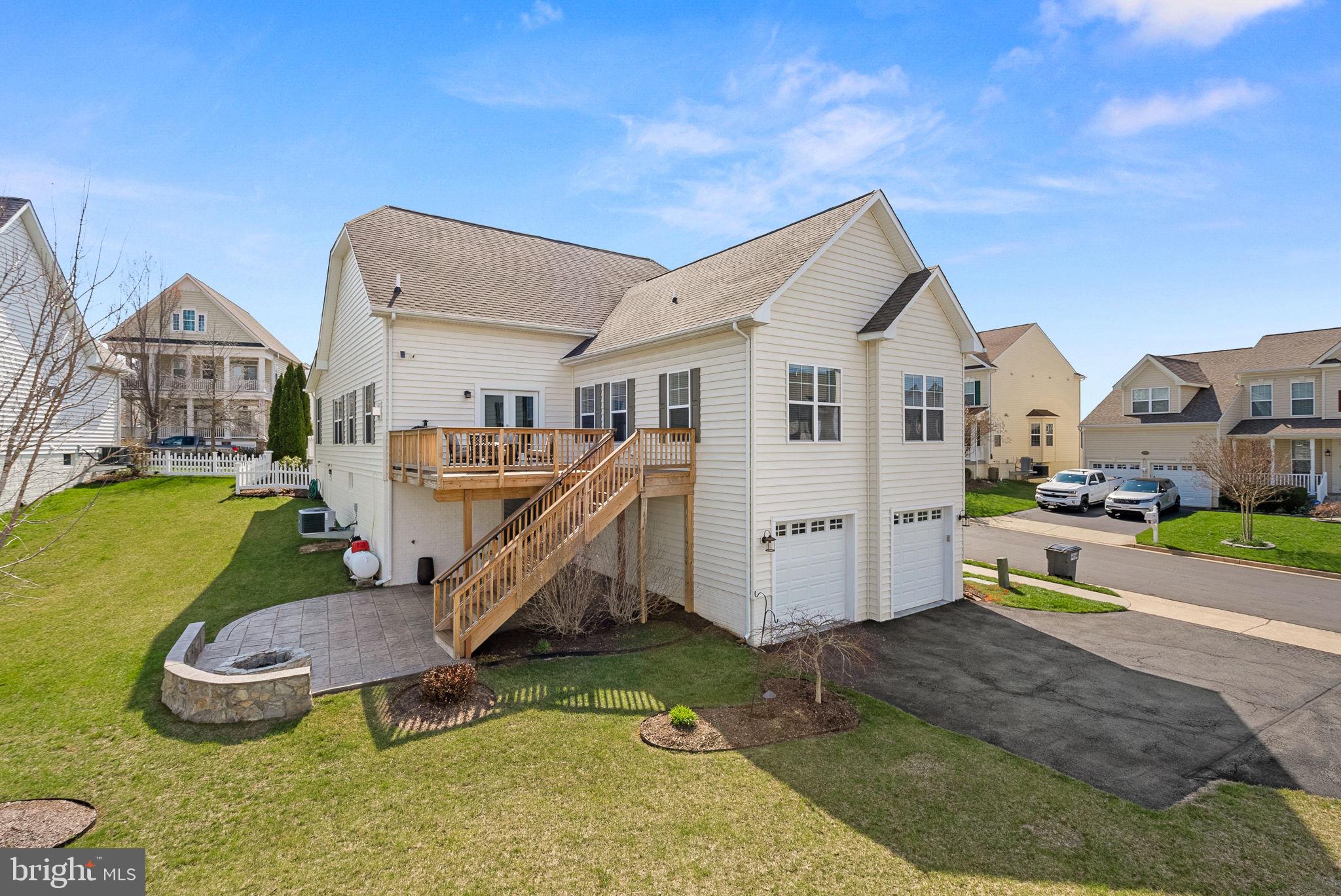 36038 Welland Dr