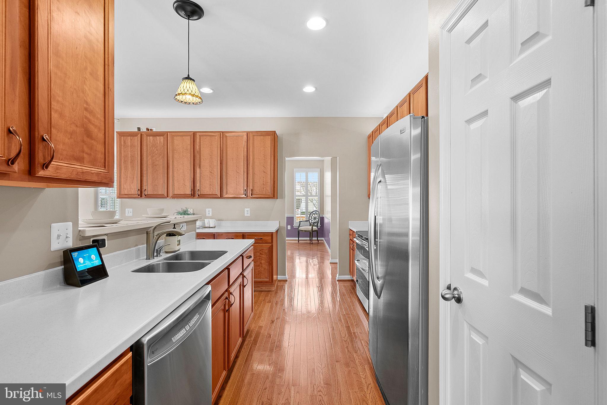 36038 Welland Dr