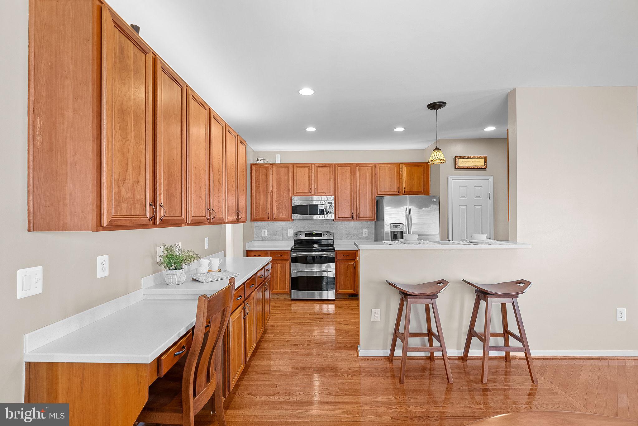 36038 Welland Dr