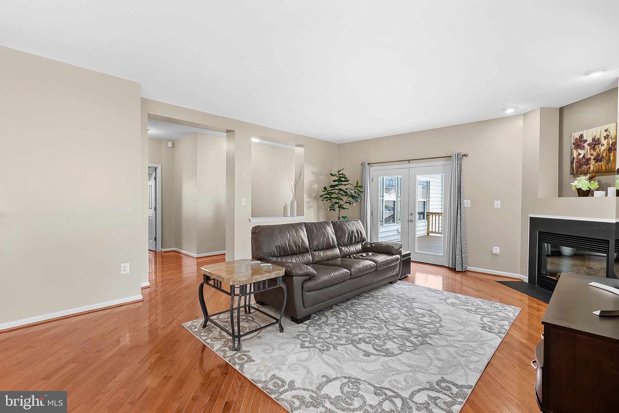 36038 Welland Dr