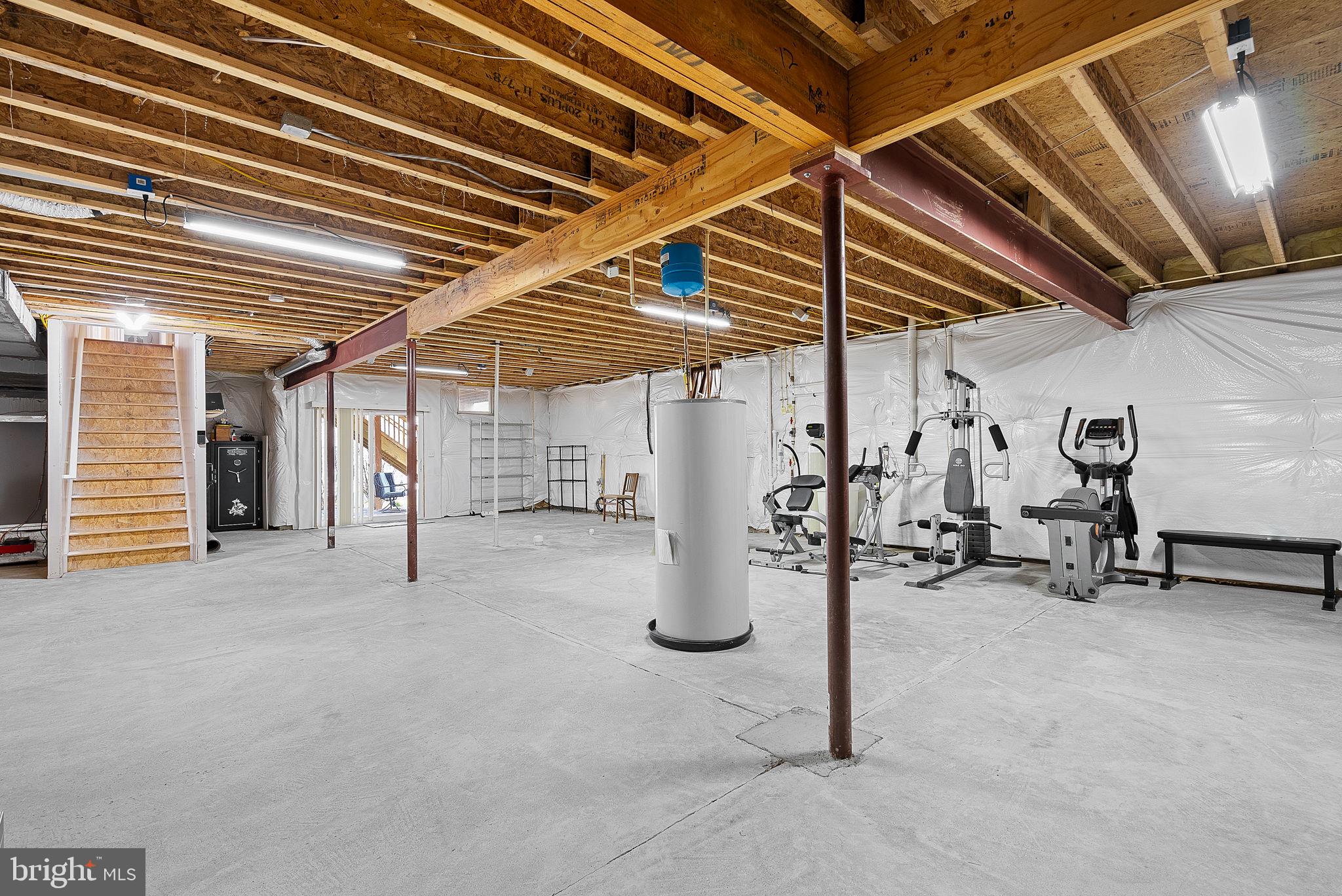 36038 Welland Dr