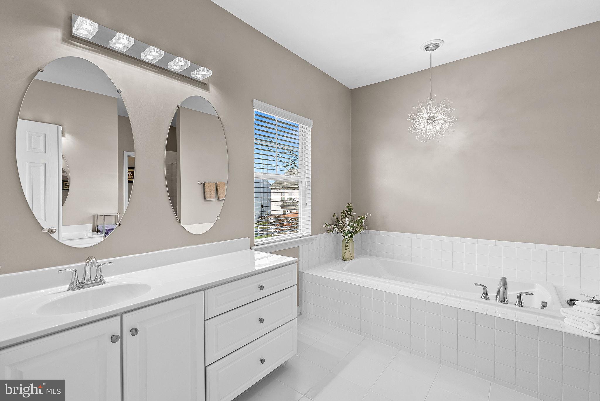 36038 Welland Dr