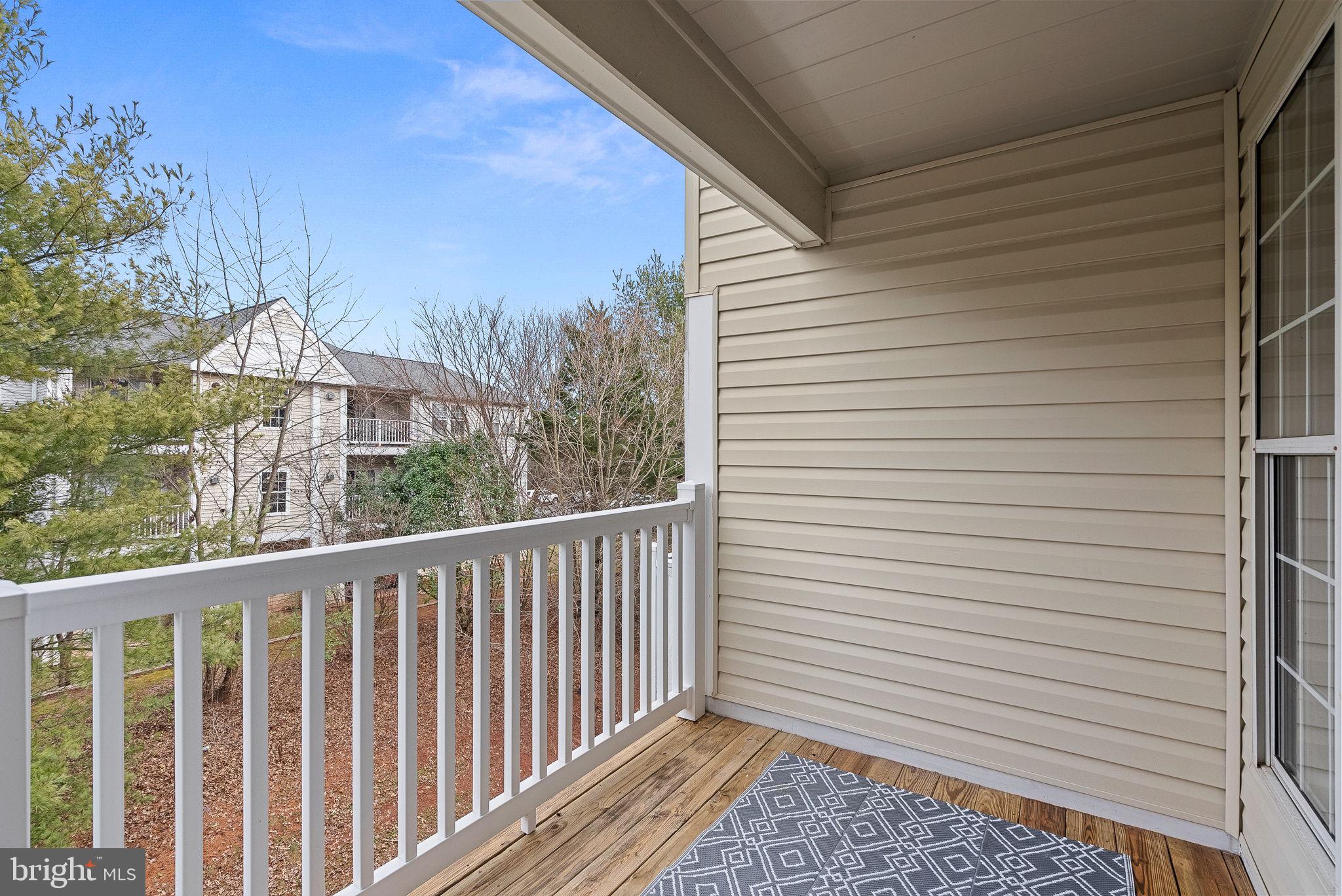 46934 Courtyard Sq #303