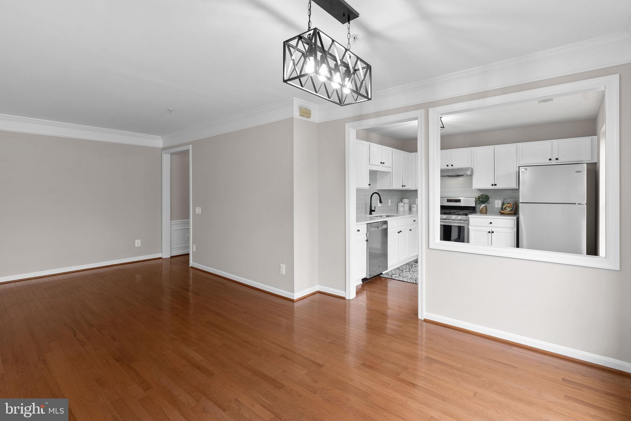 46934 Courtyard Sq #303