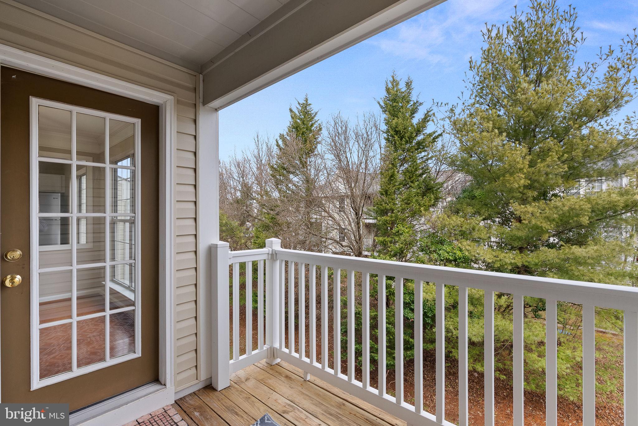 46934 Courtyard Sq #303