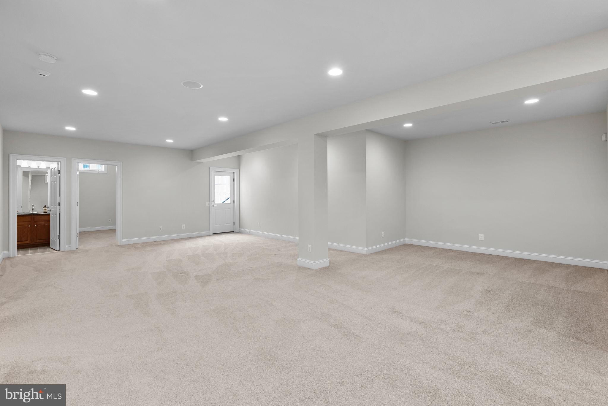 41355 Silverside Dr