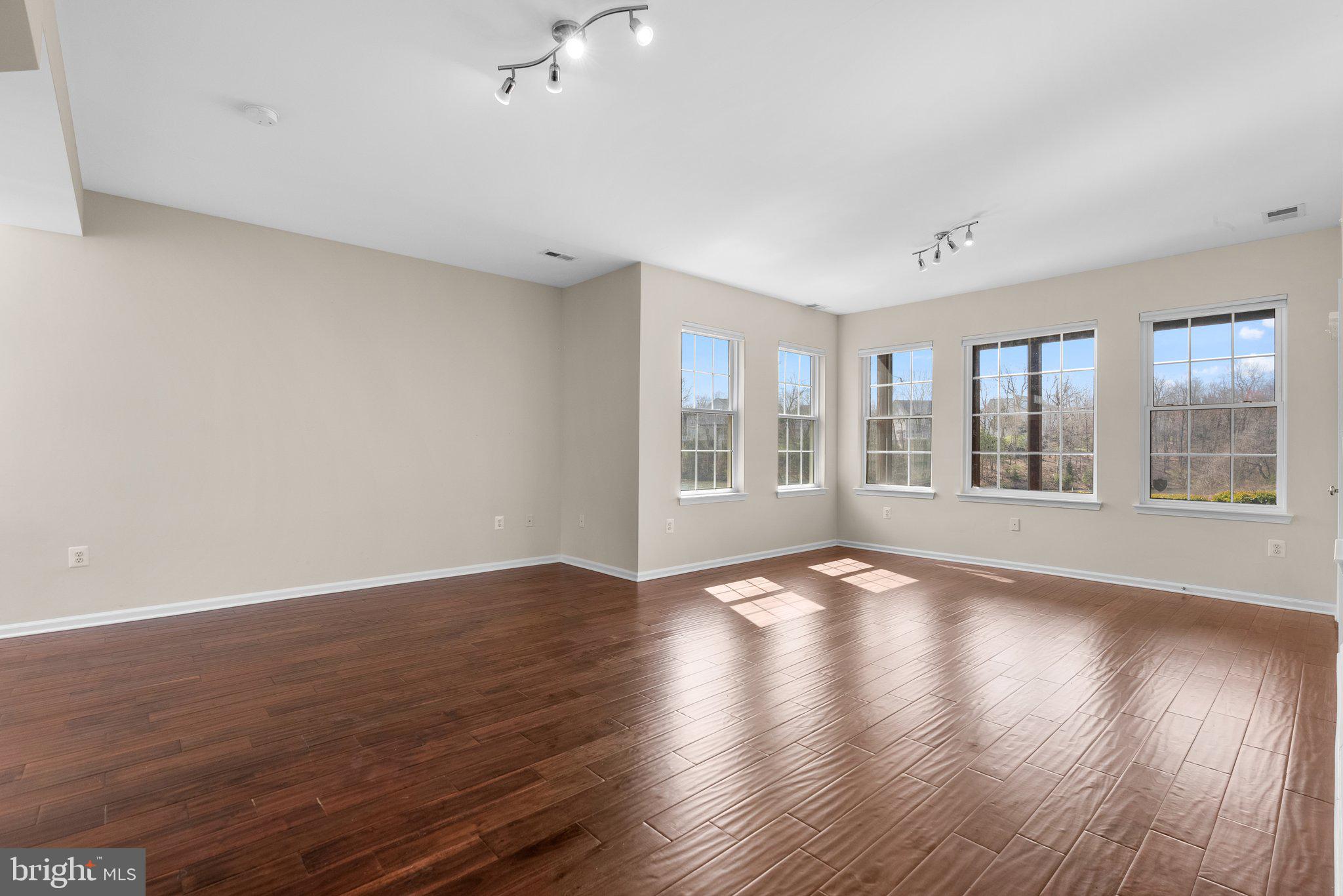 43107 Northlake Overlook Ter