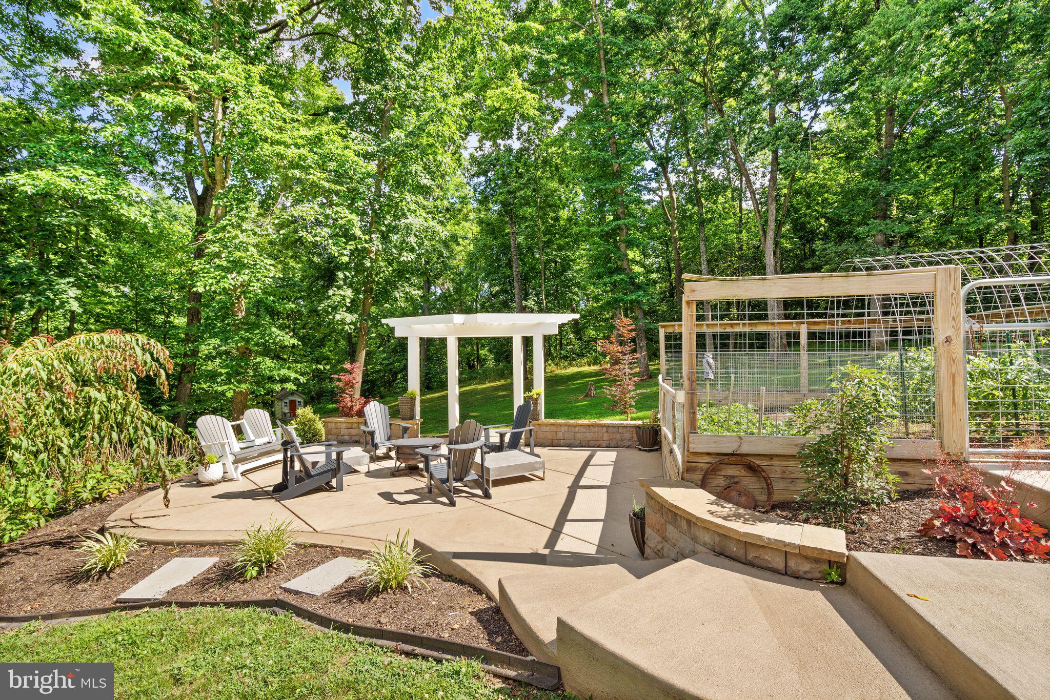 37123 Walnut Ridge Pl