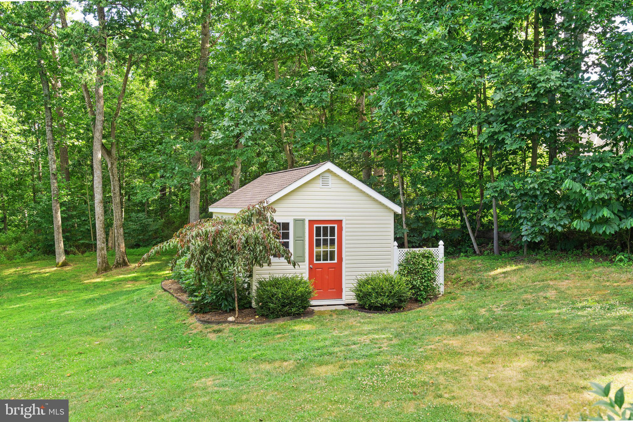 37123 Walnut Ridge Pl