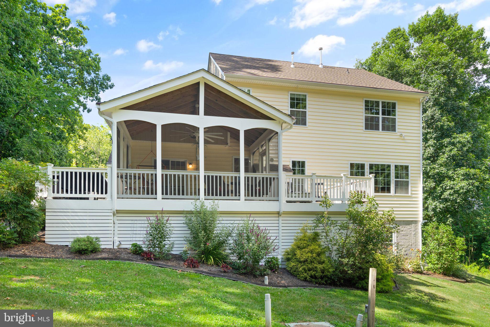 37123 Walnut Ridge Pl