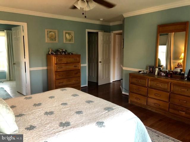 811 W Country Club Dr