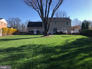811 W Country Club Dr