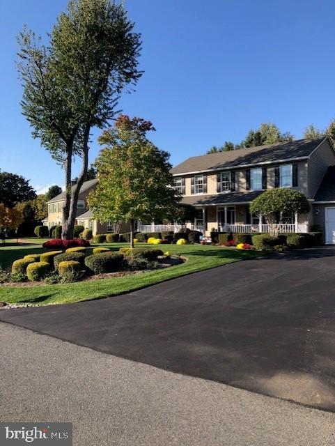811 W Country Club Dr