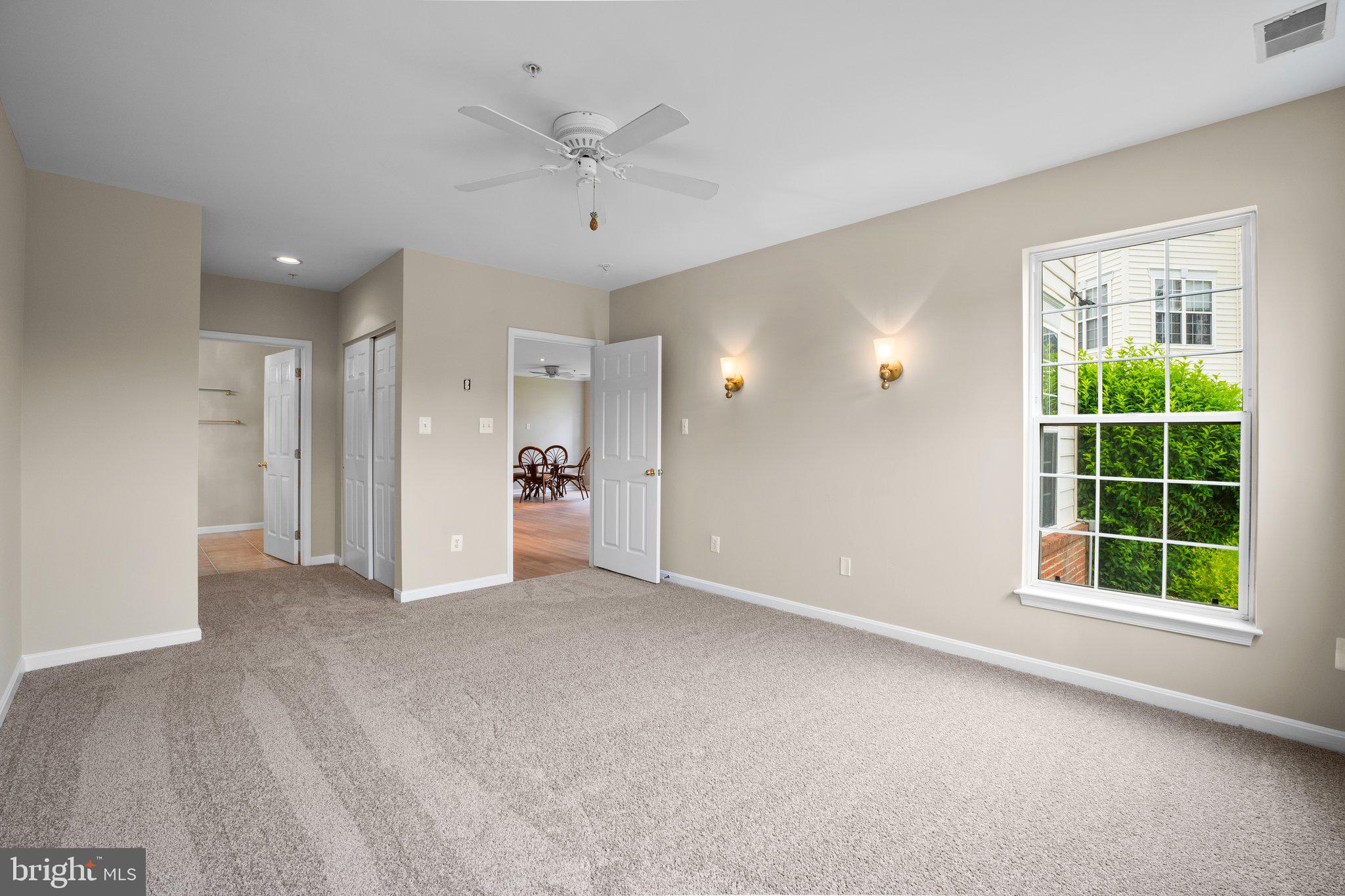 25260 Lake Shore Sq #101
