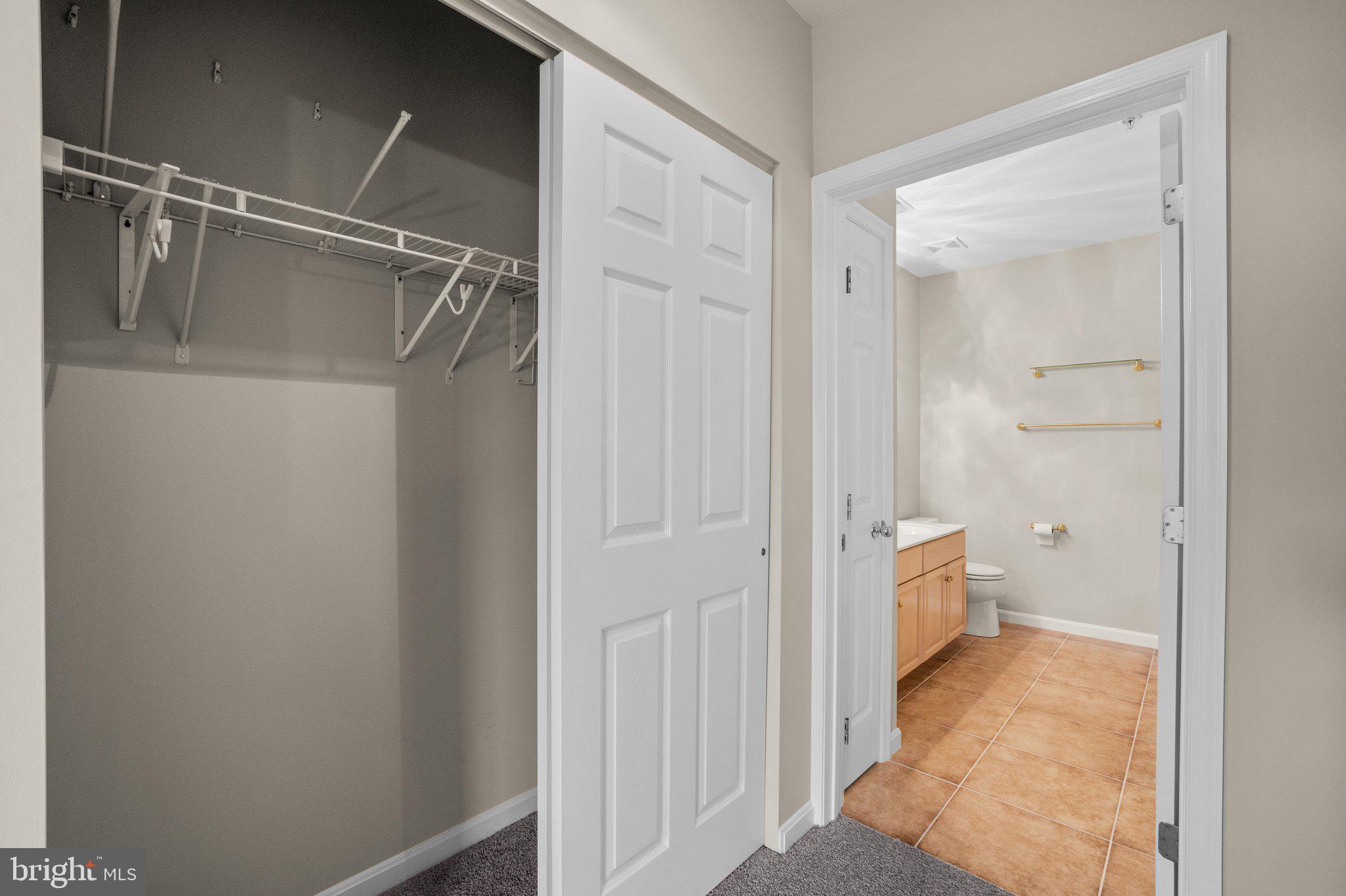 25260 Lake Shore Sq #101