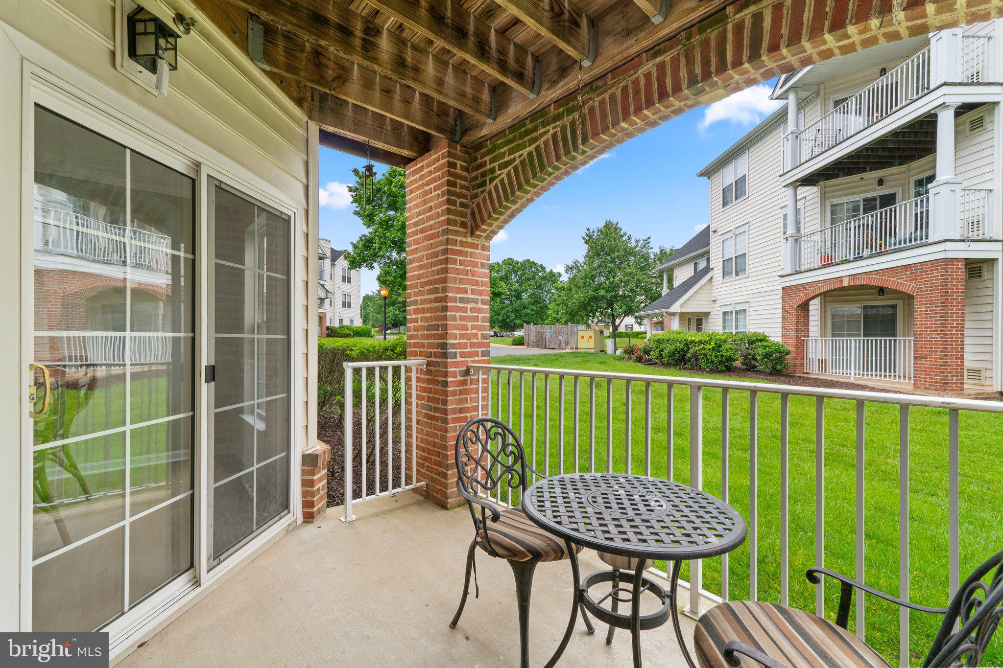 25260 Lake Shore Sq #101