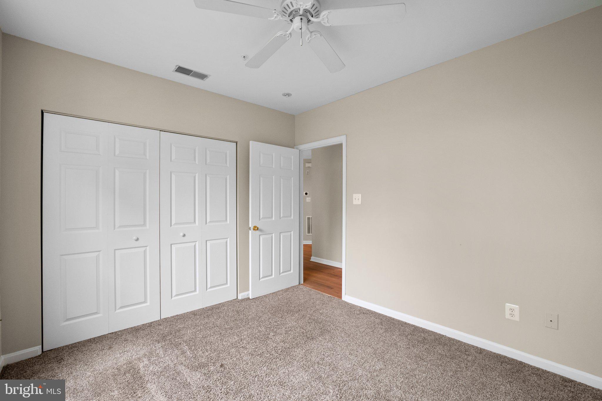 25260 Lake Shore Sq #101