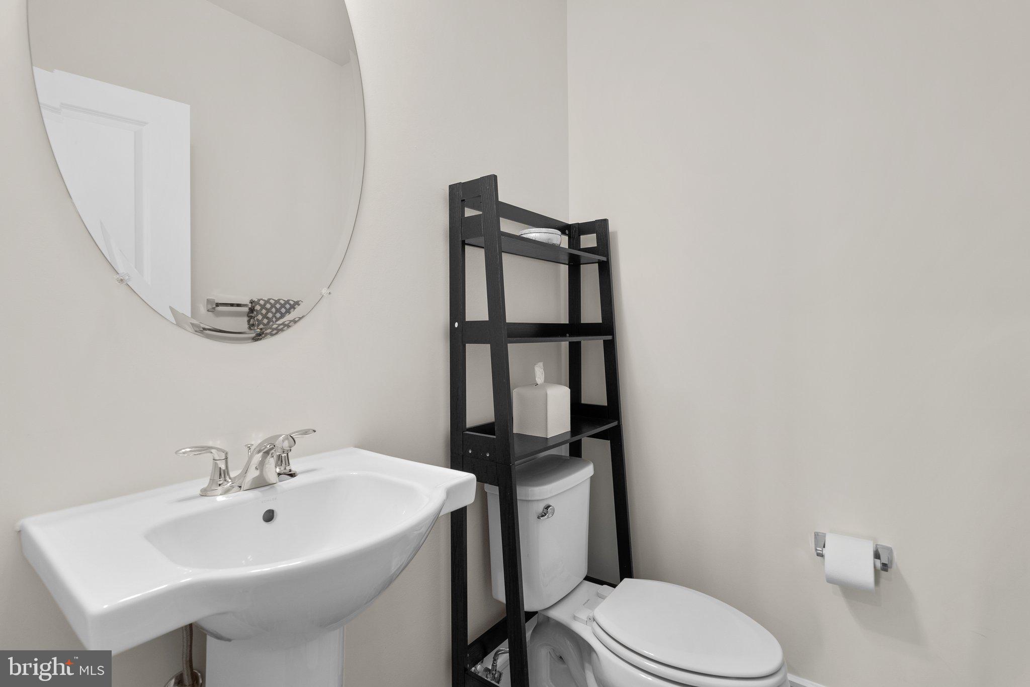 43252 Farringdon Sq