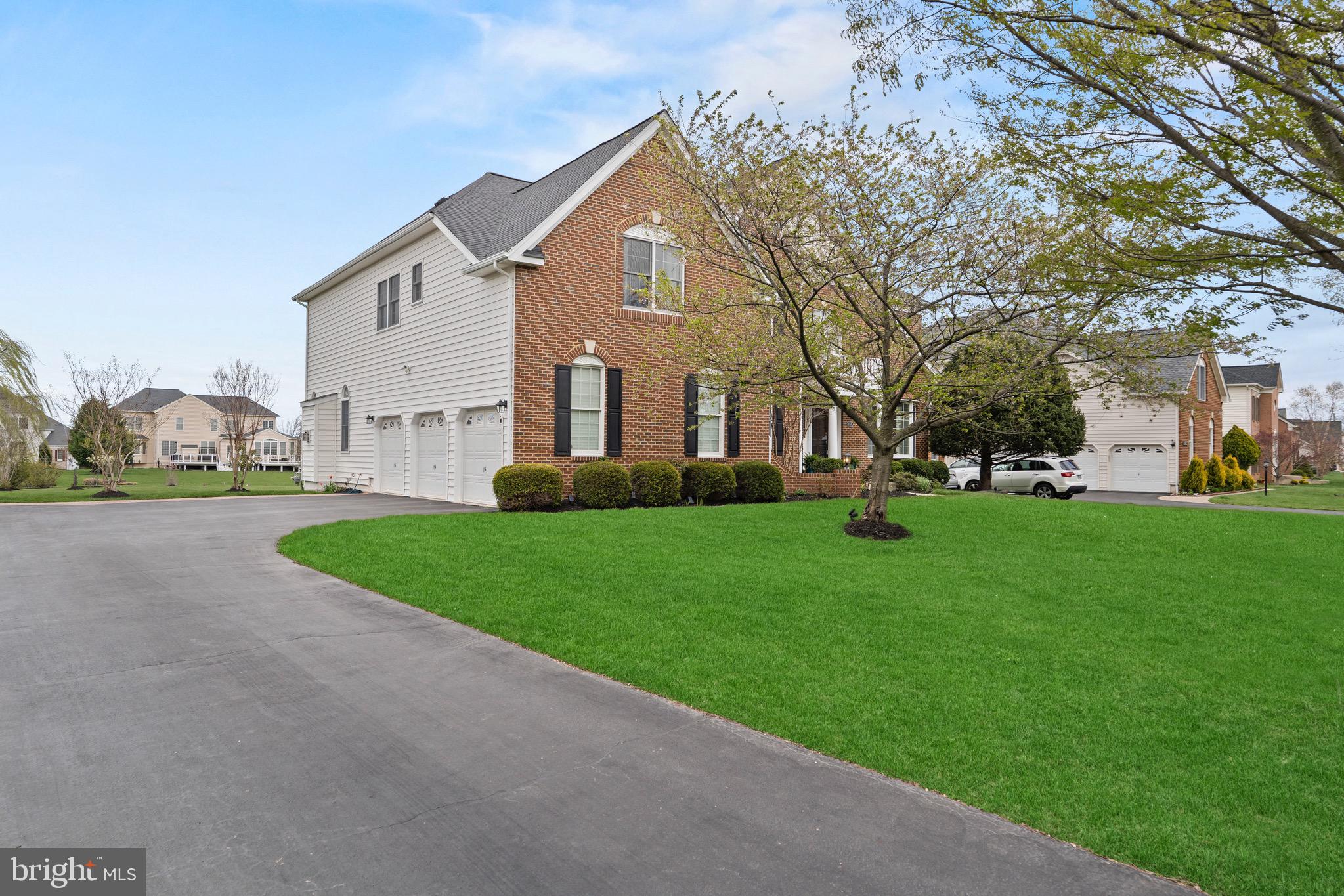 43576 Warden Dr