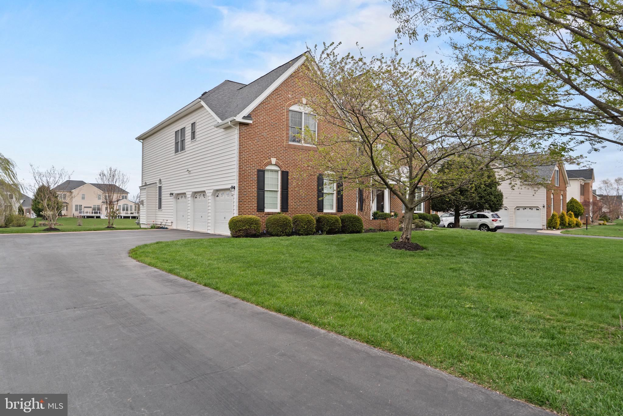 43576 Warden Dr