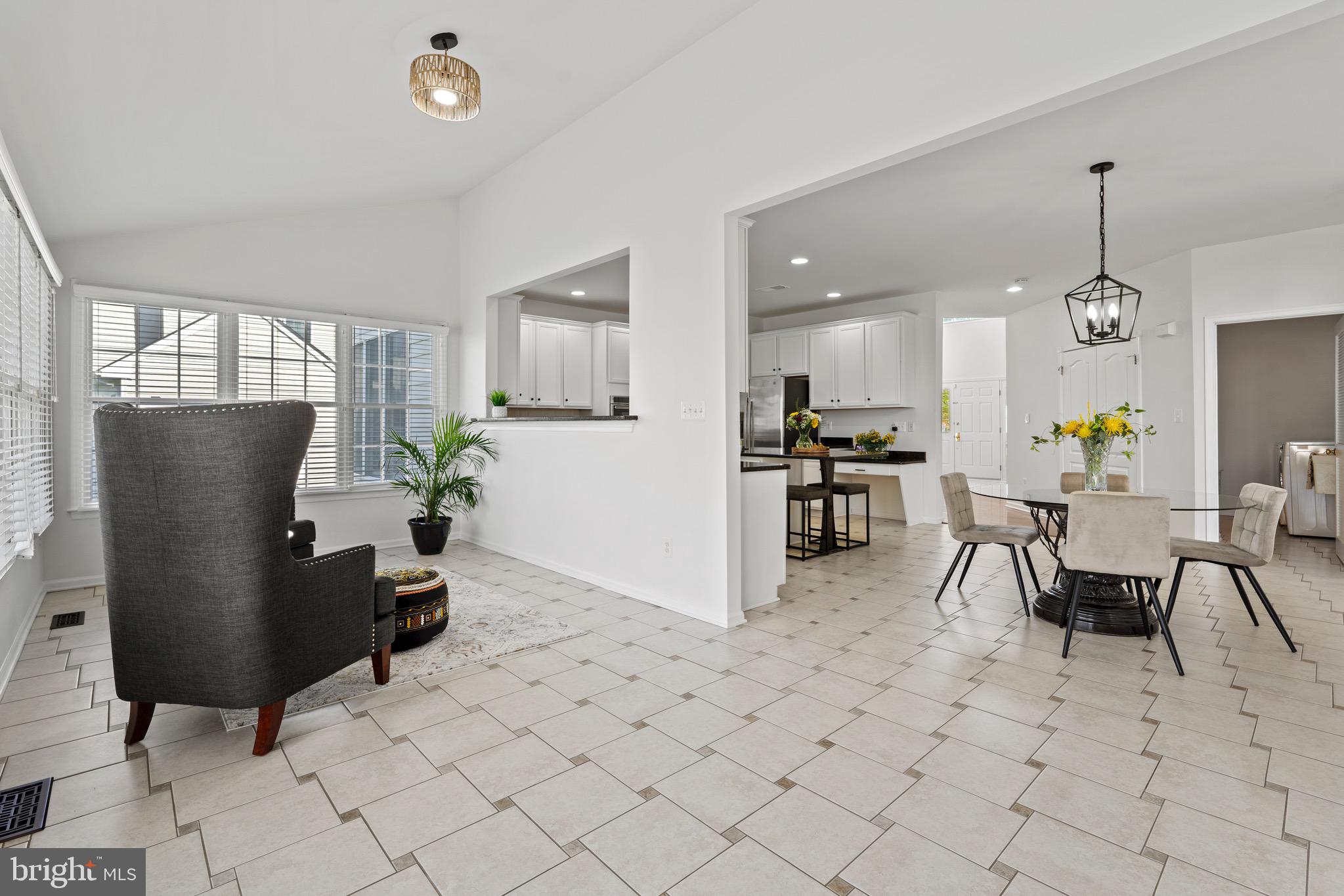 43576 Warden Dr