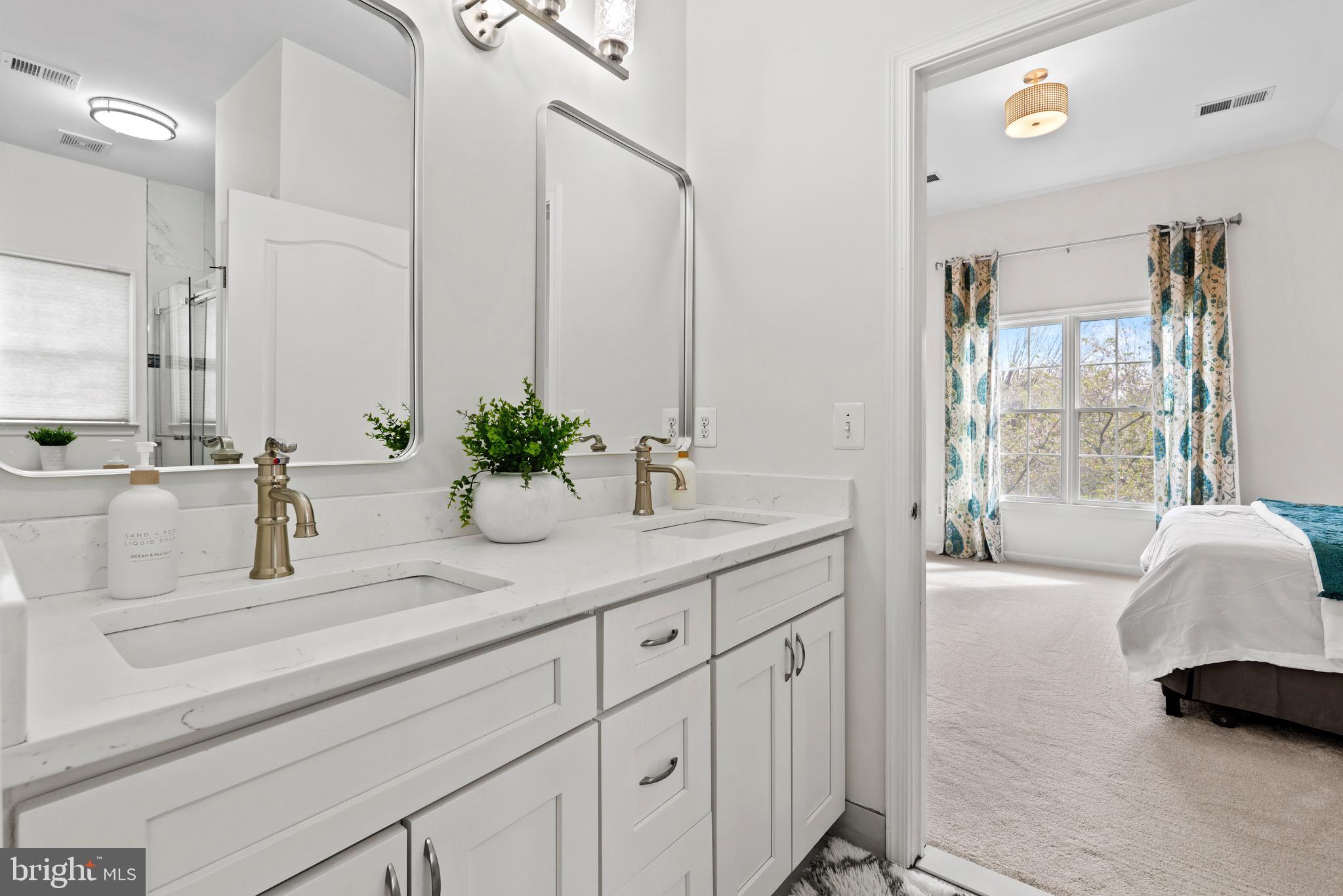 43576 Warden Dr