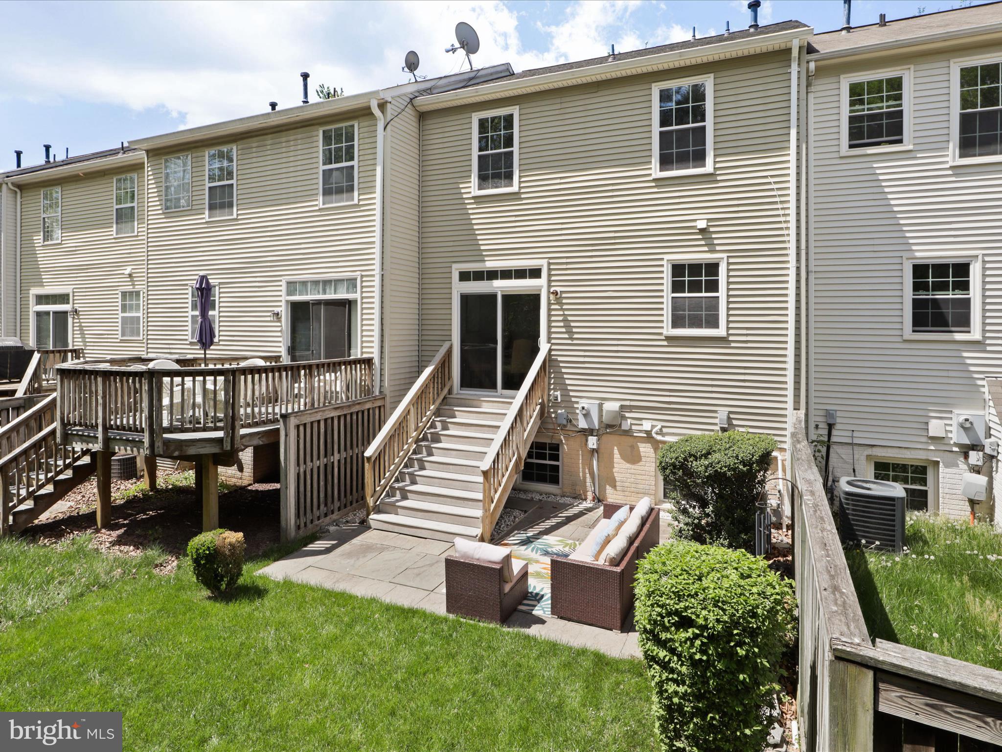 21566 Bankbarn Ter