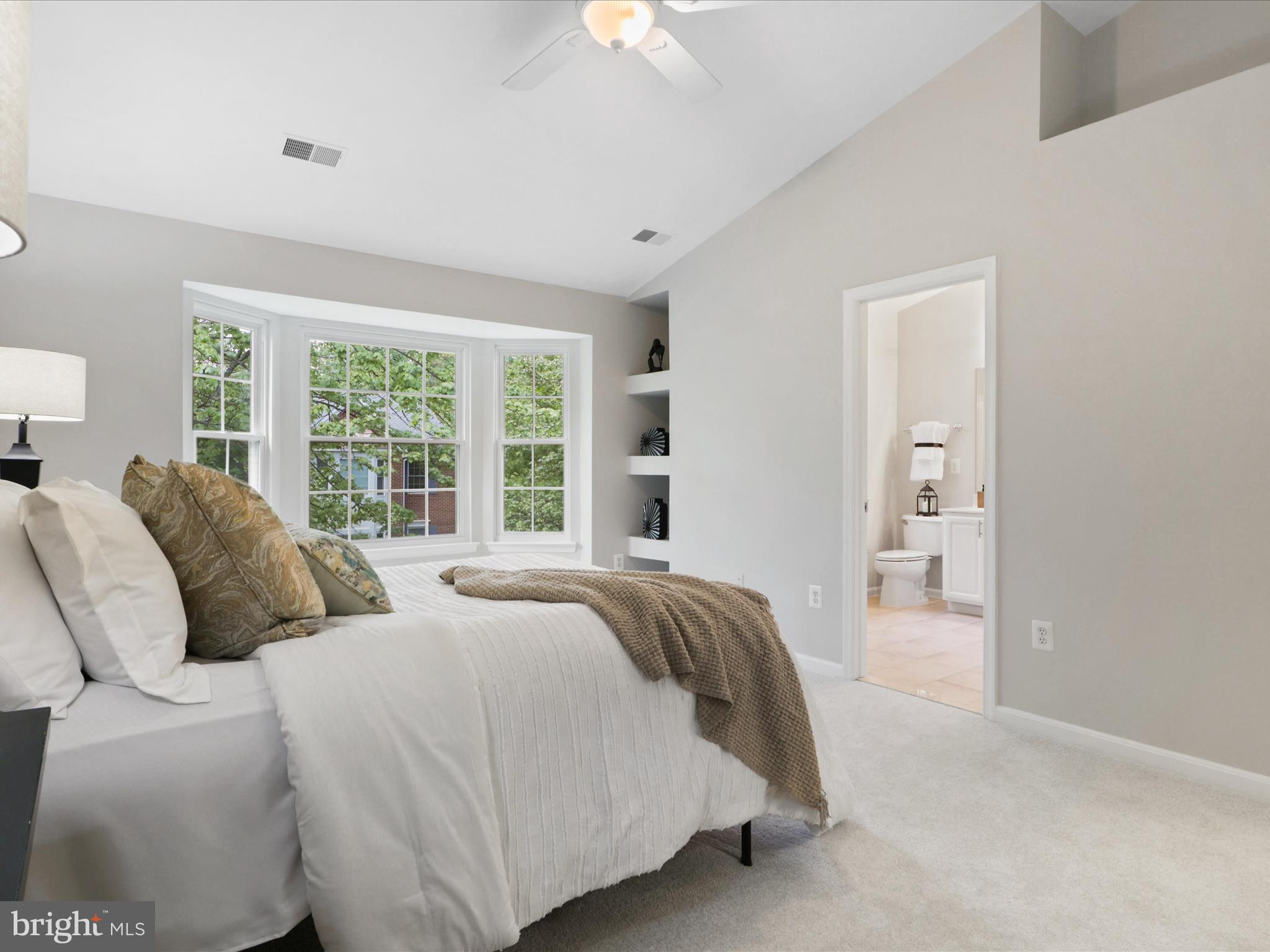 21566 Bankbarn Ter