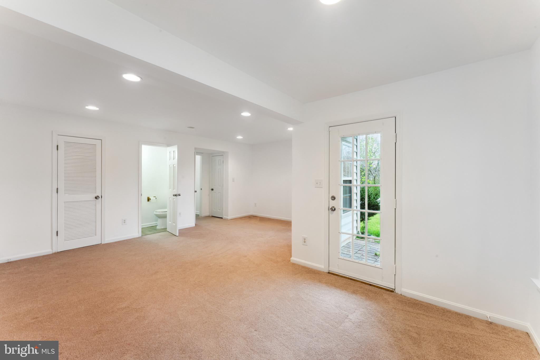 43460 Greenwich Sq