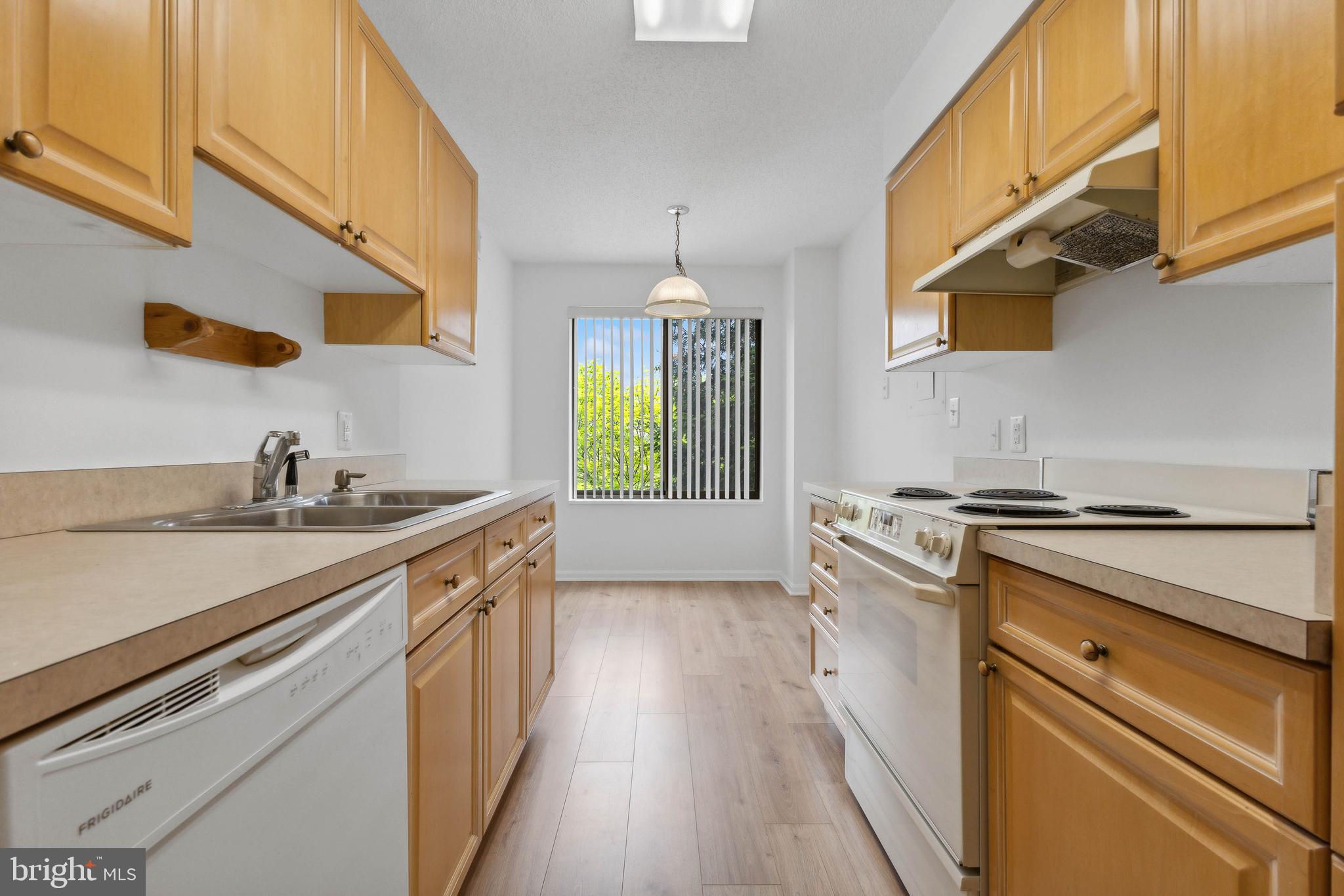 19385 Cypress Ridge Ter #112