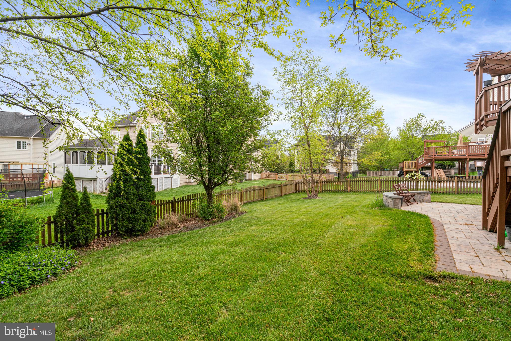 22038 Stone Hollow Dr