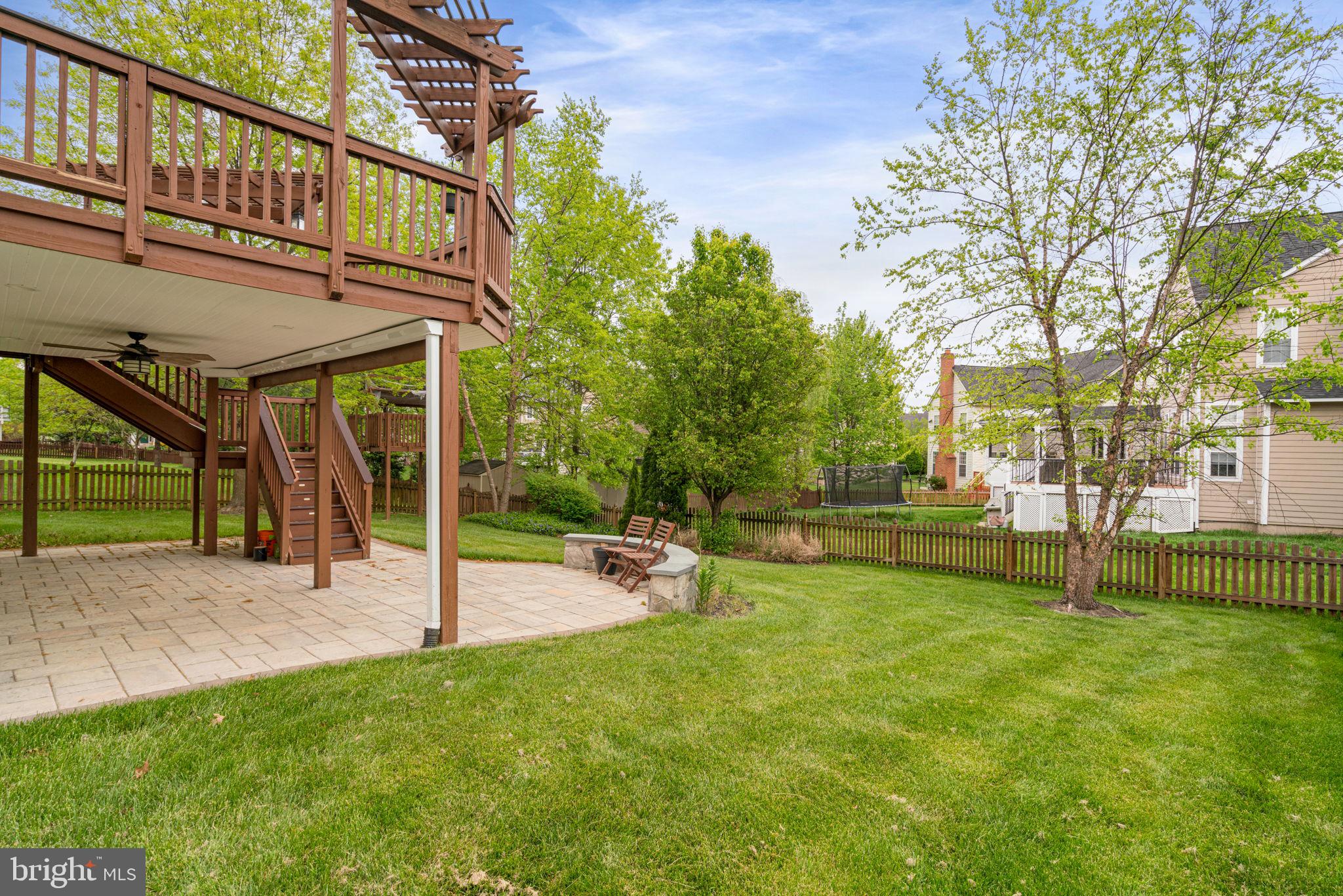 22038 Stone Hollow Dr