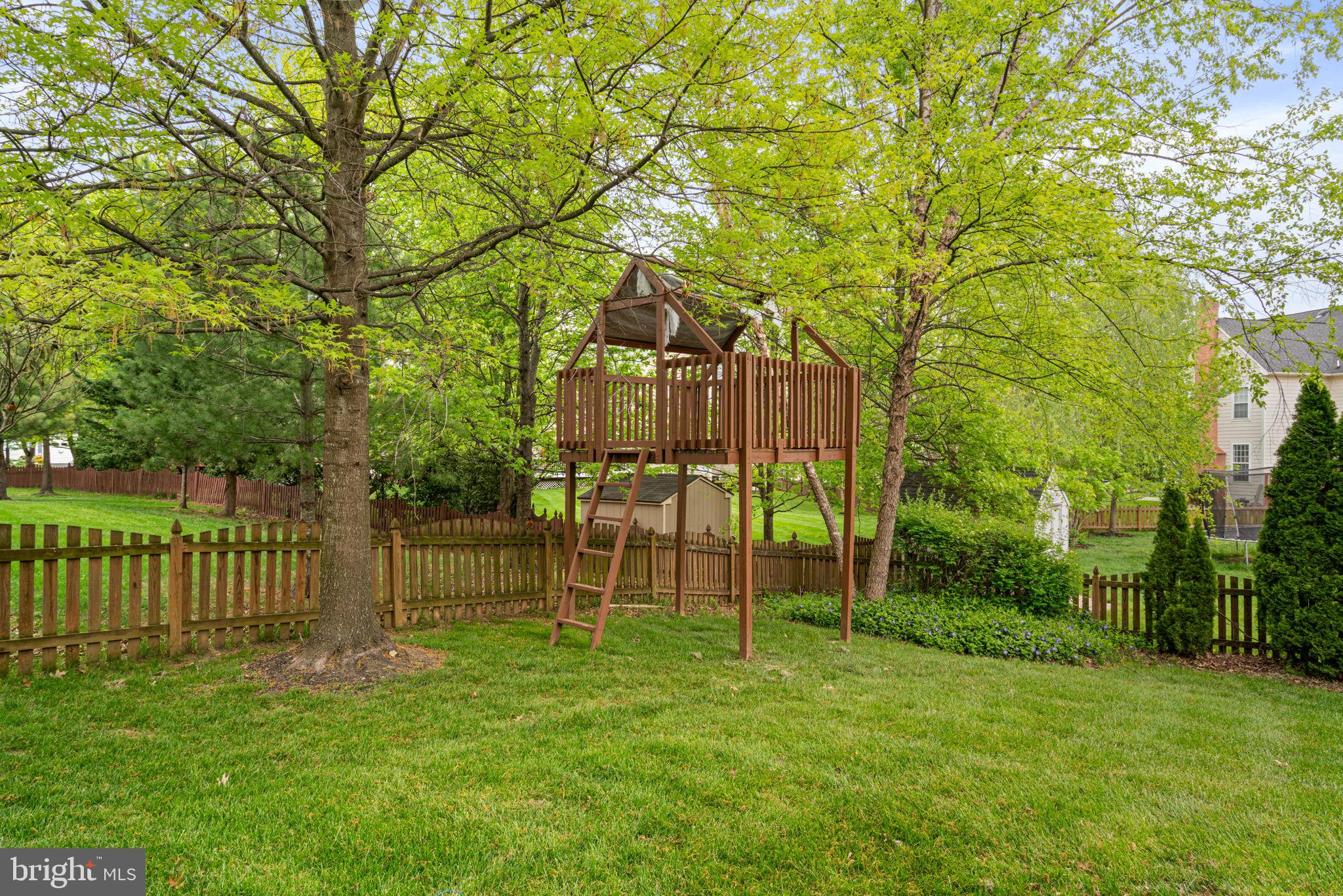 22038 Stone Hollow Dr