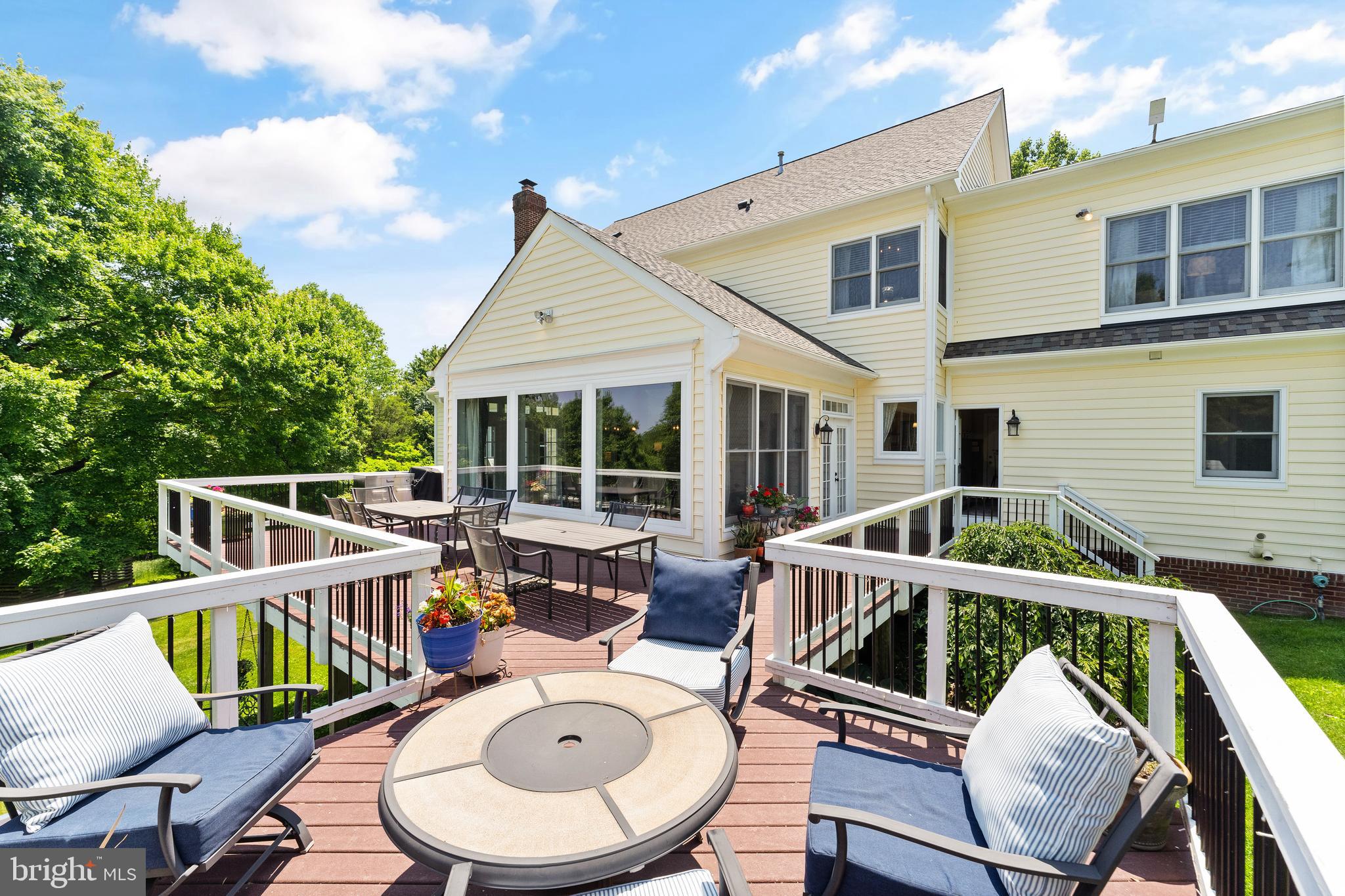 16720 Sommertime Ln
