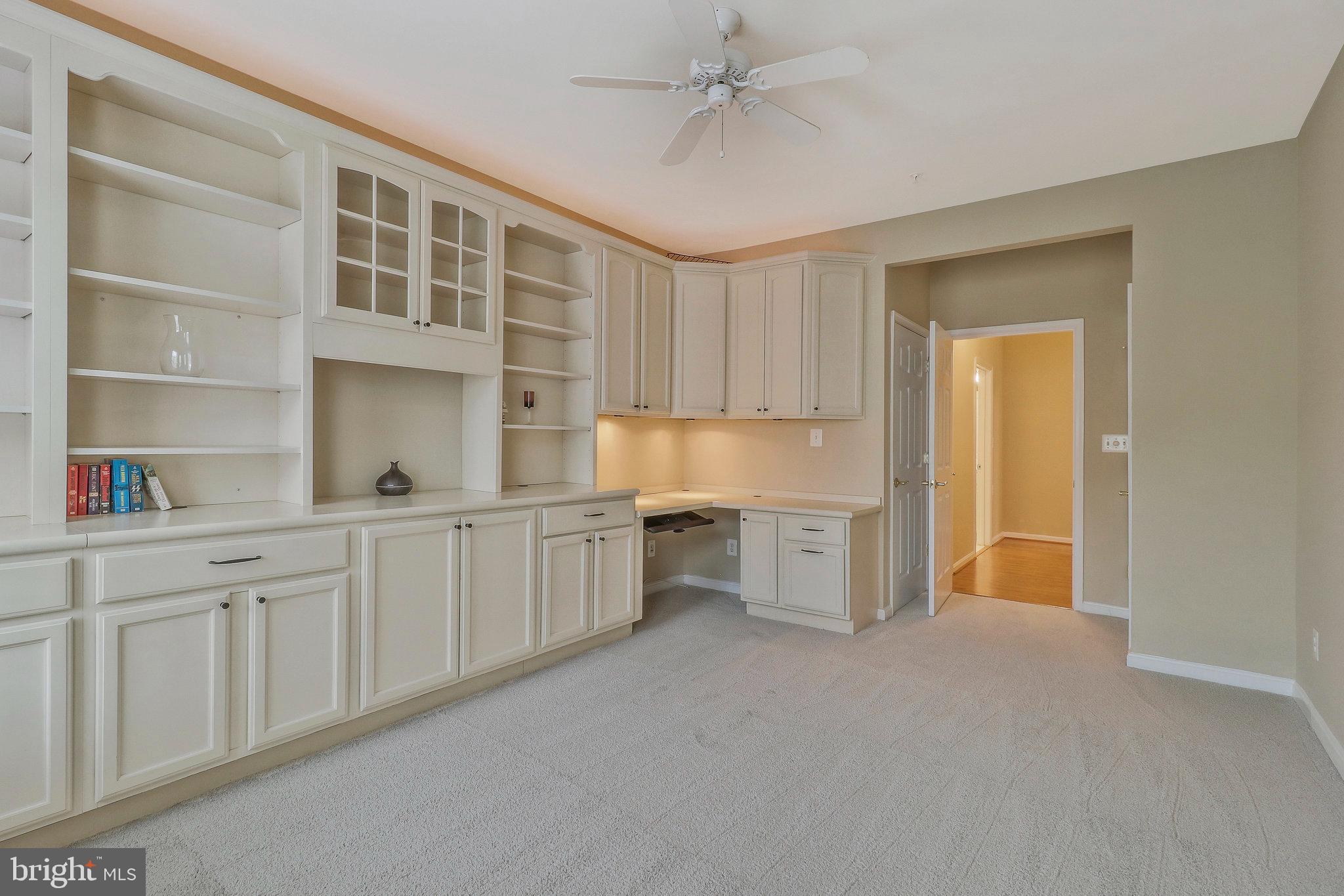 20751 Royal Palace Sq #208