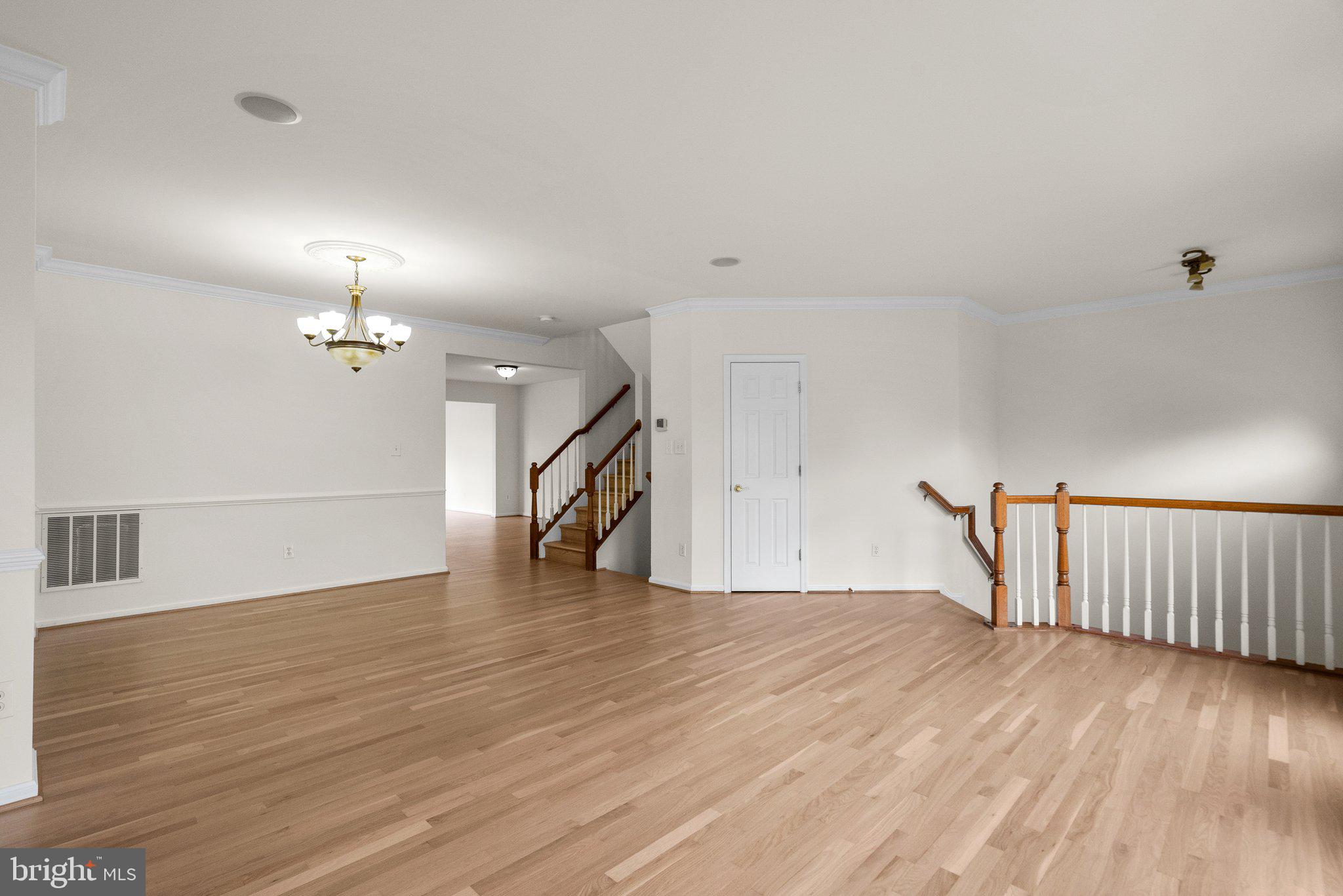 43764 Smith Ferry Sq