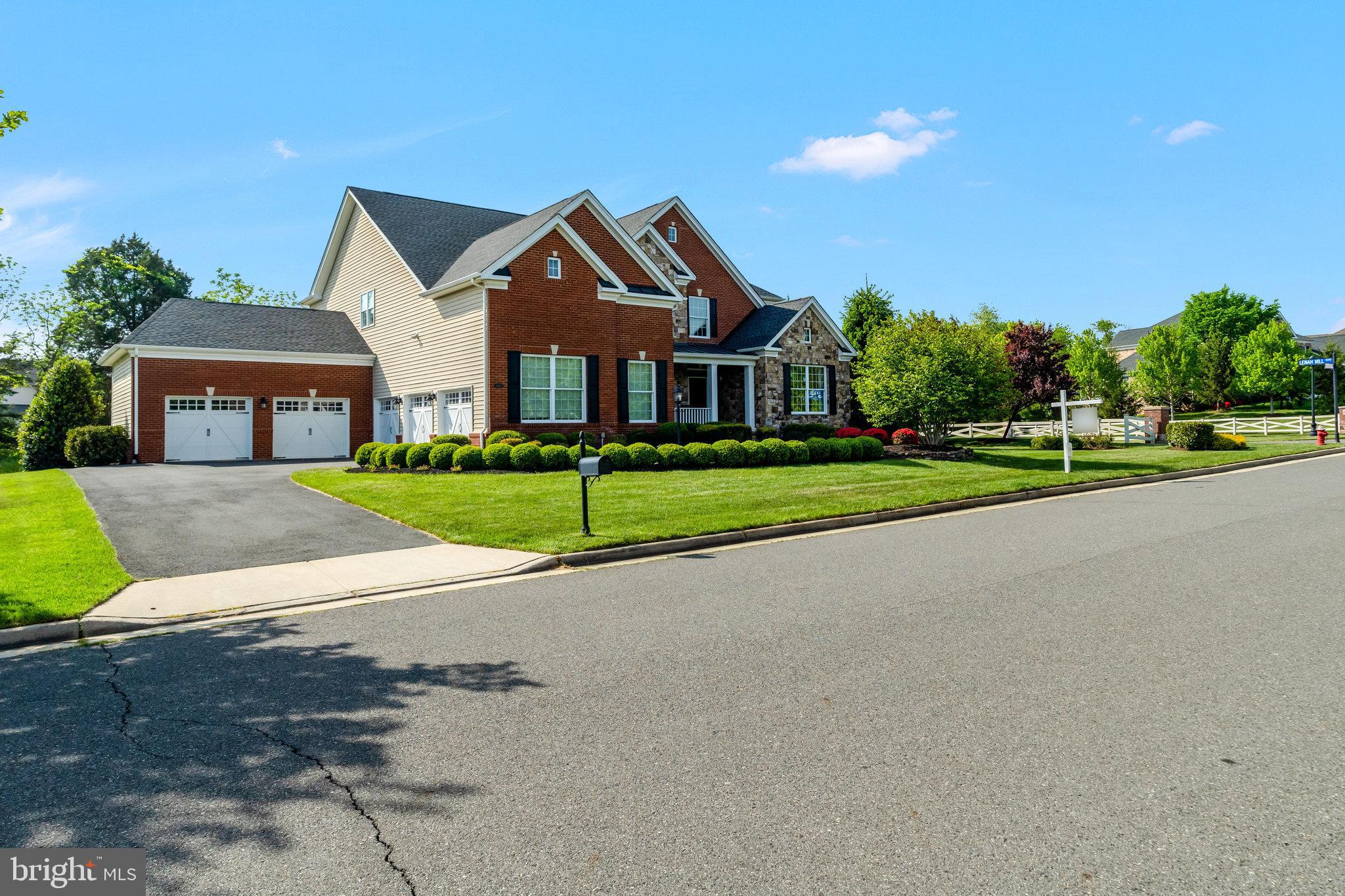 24325 Eagles Landing Pl