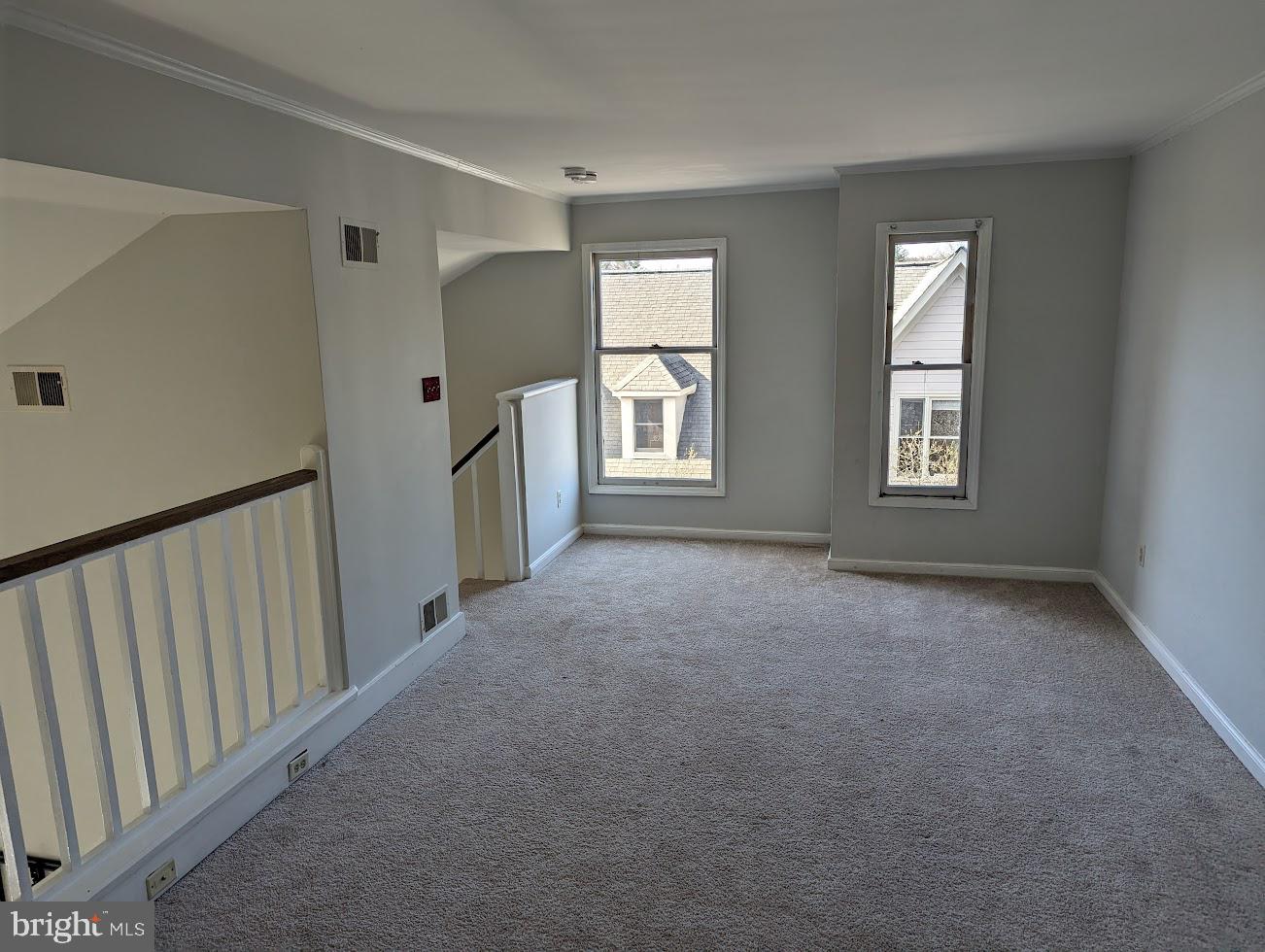 243 Loudoun St #I