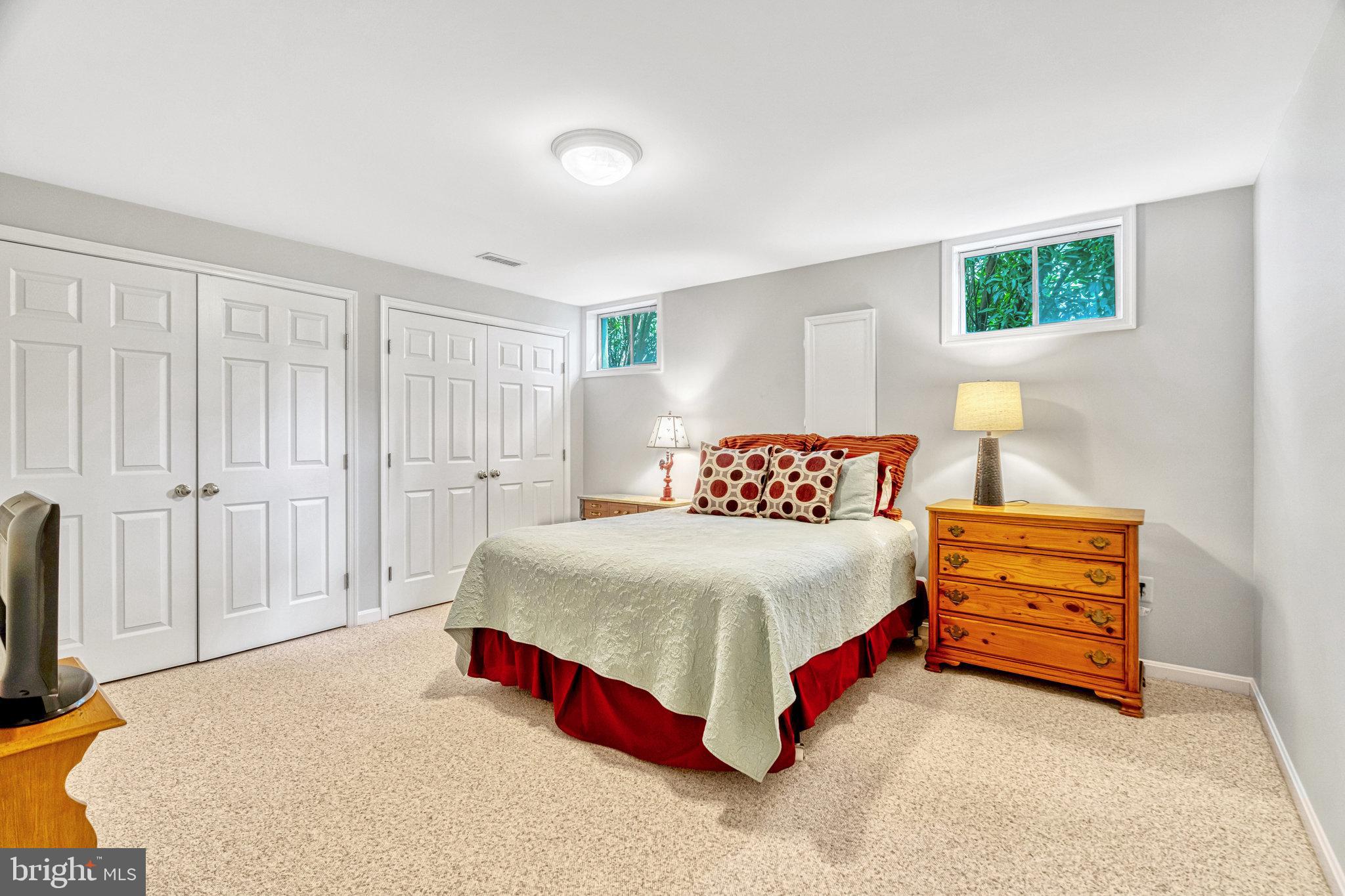 43858 Amity Pl