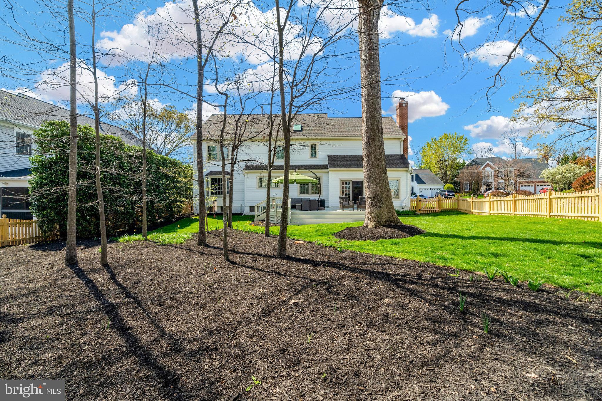 43858 Amity Pl