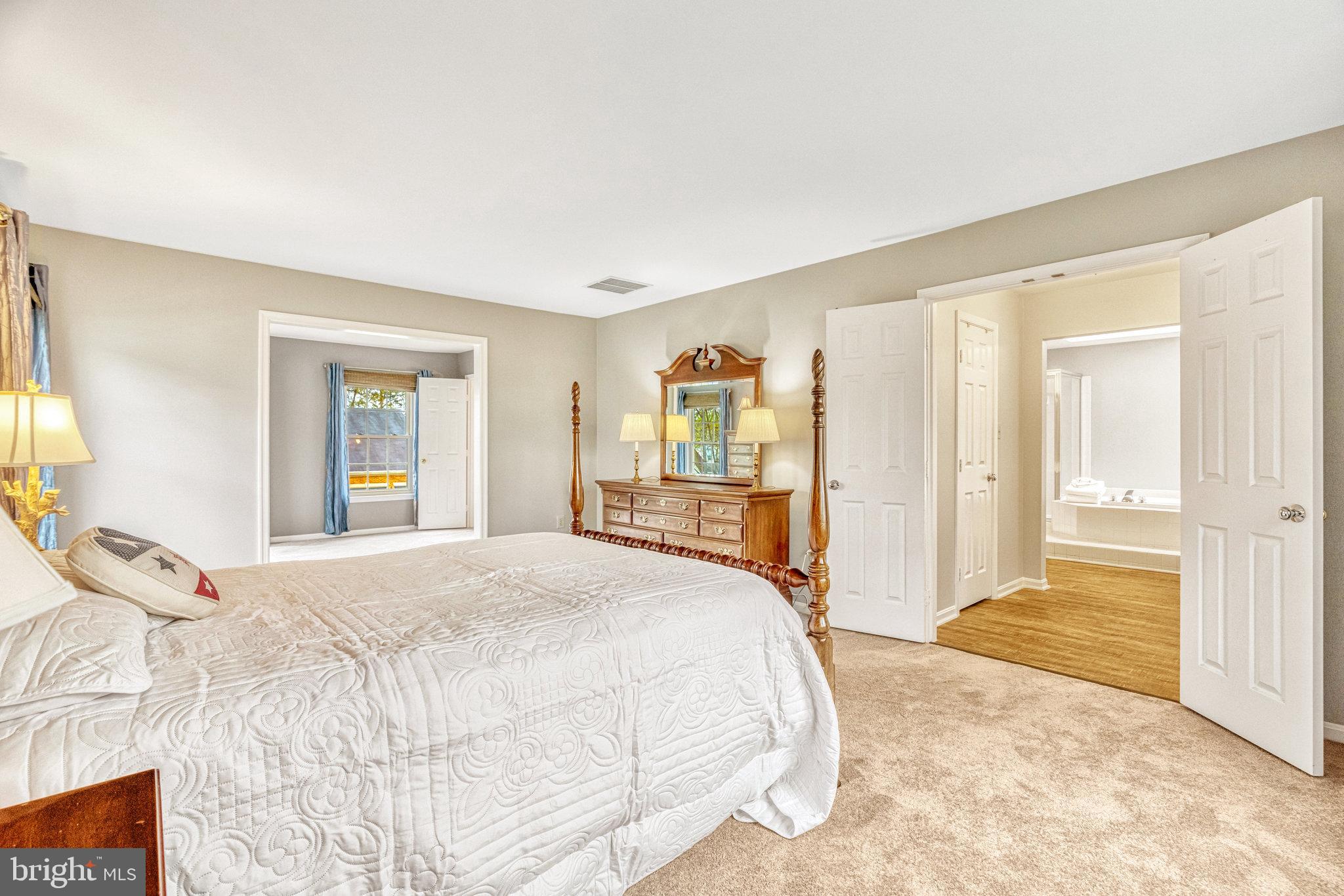 43858 Amity Pl