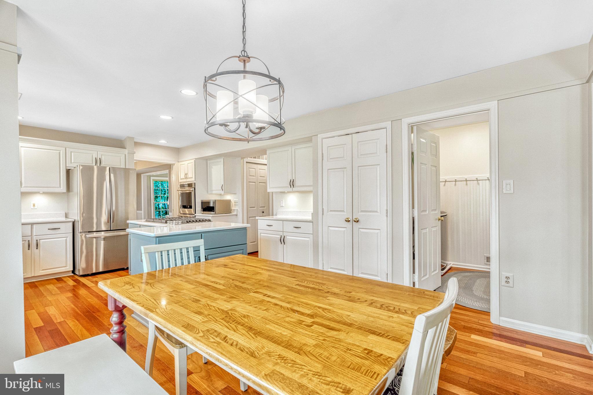 43858 Amity Pl