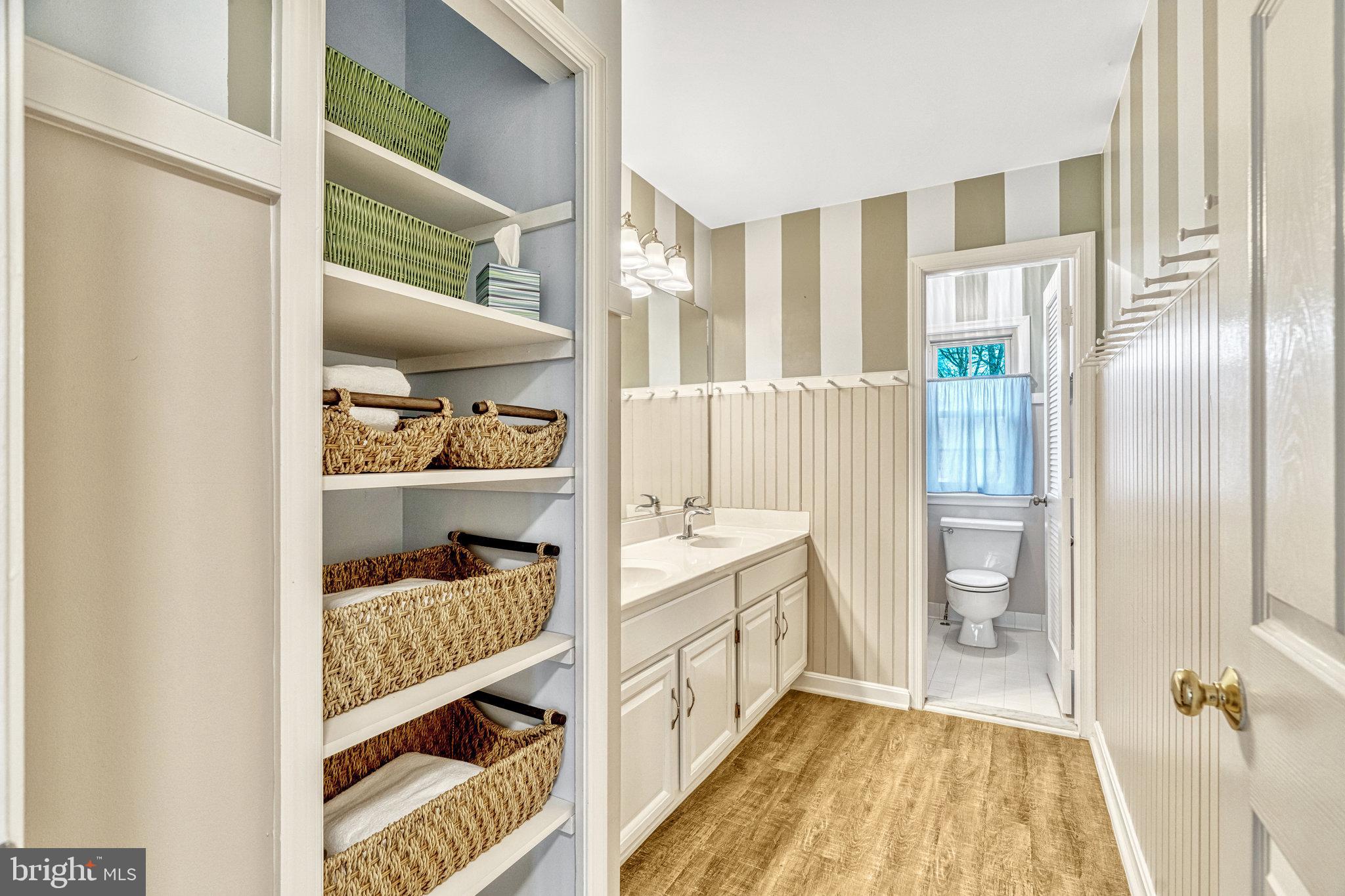43858 Amity Pl